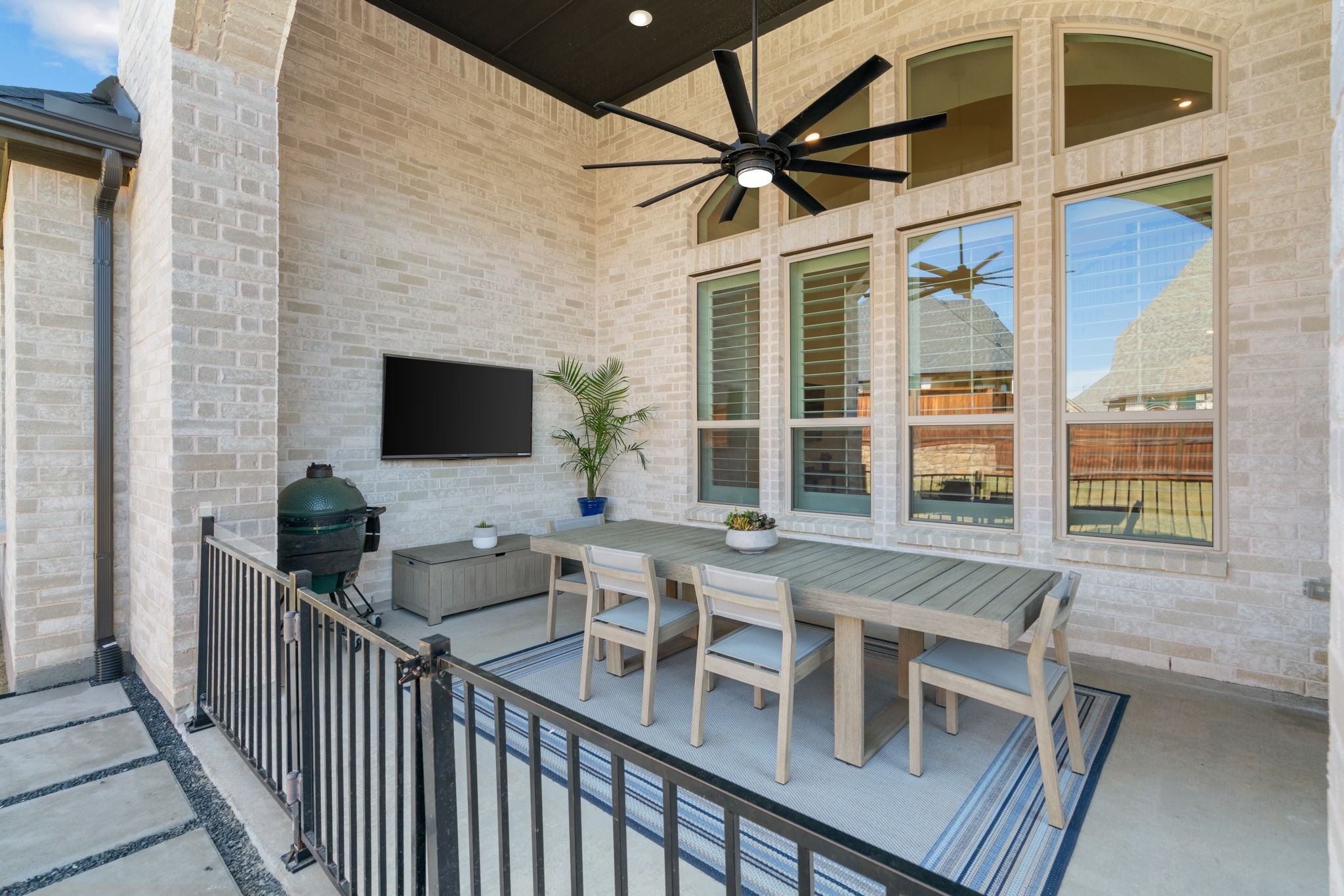 1217 Armadillo Trail