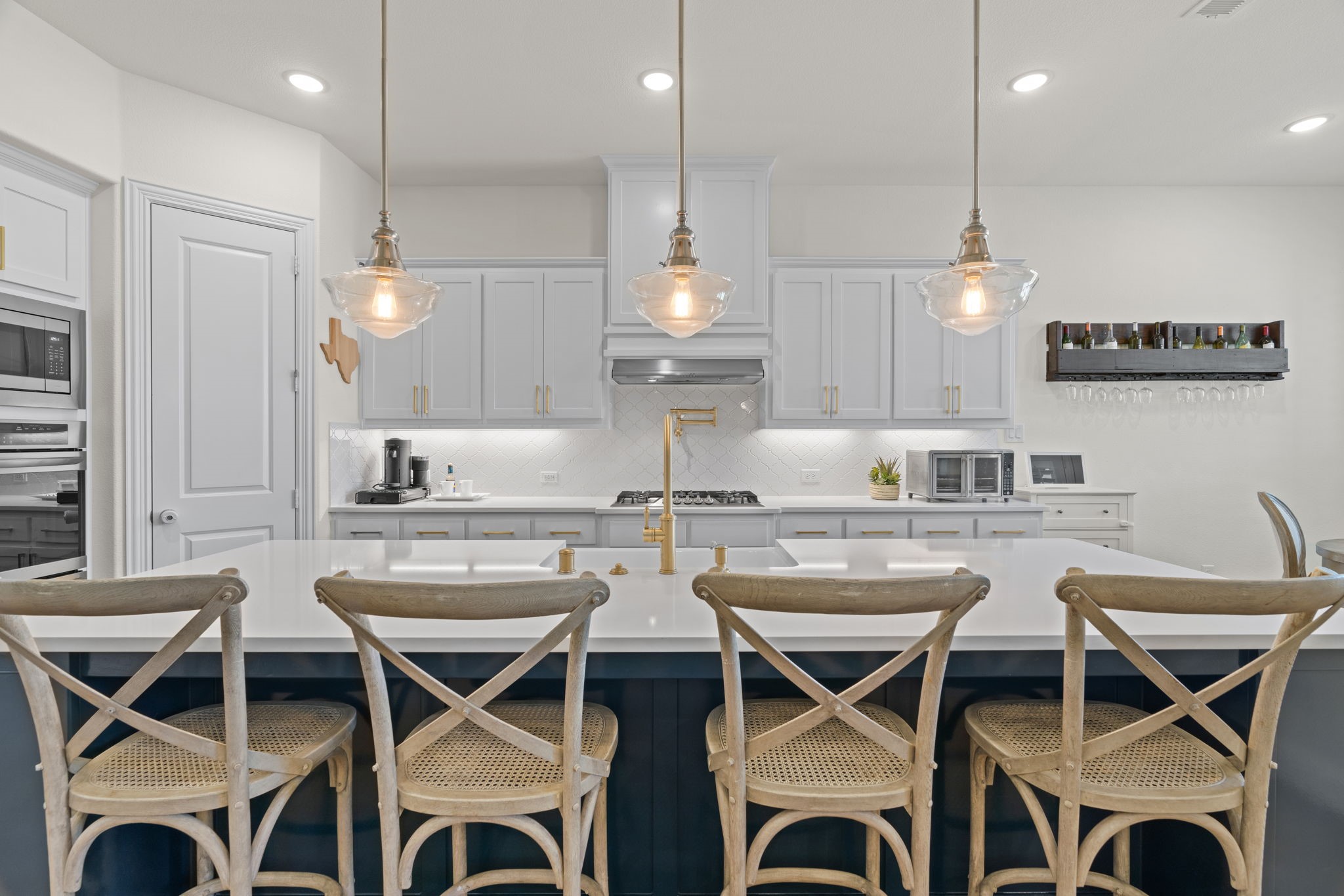 1217 Armadillo Trail