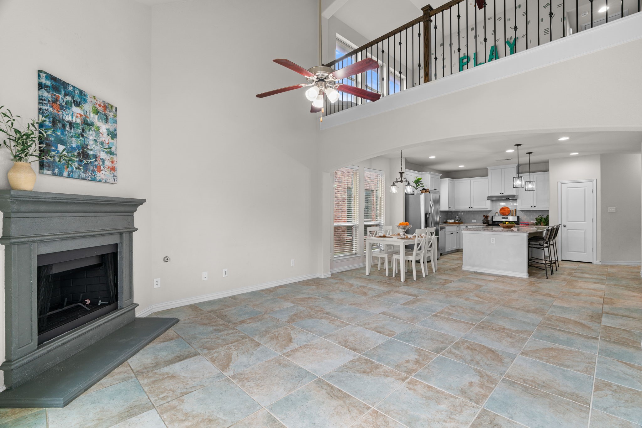921 Montgomery Way