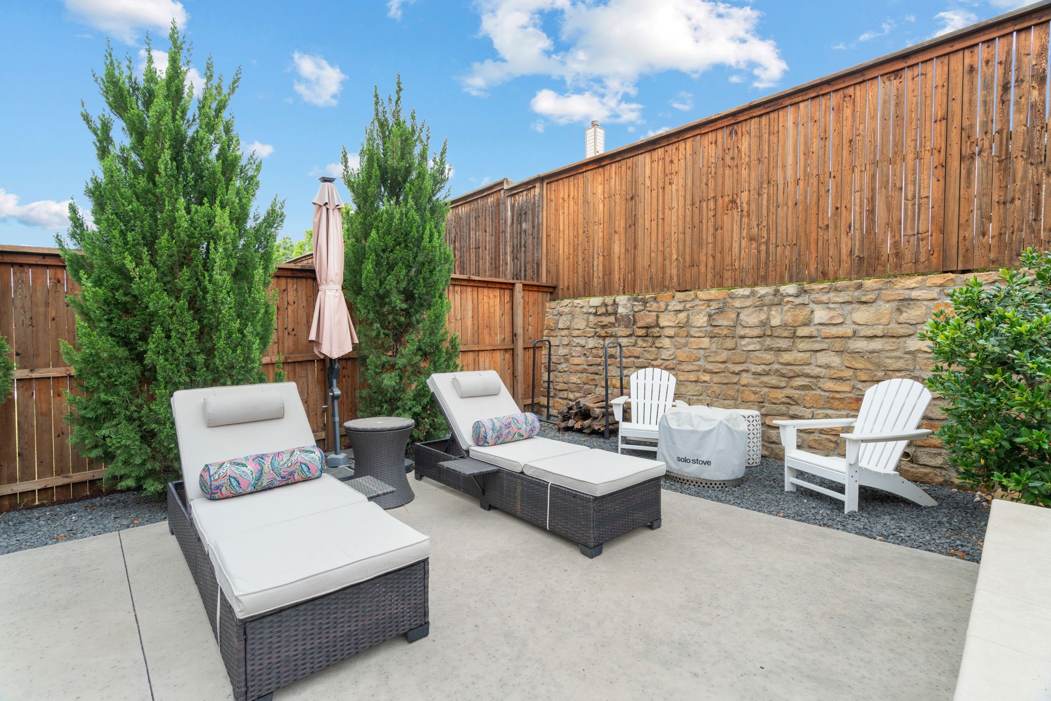 9409 Blackpine Court