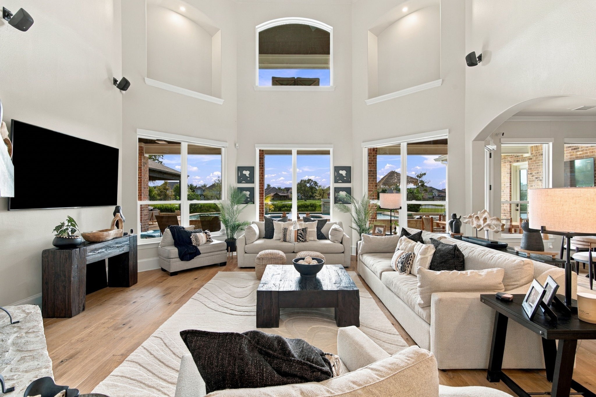 8450 Canyon Crossing