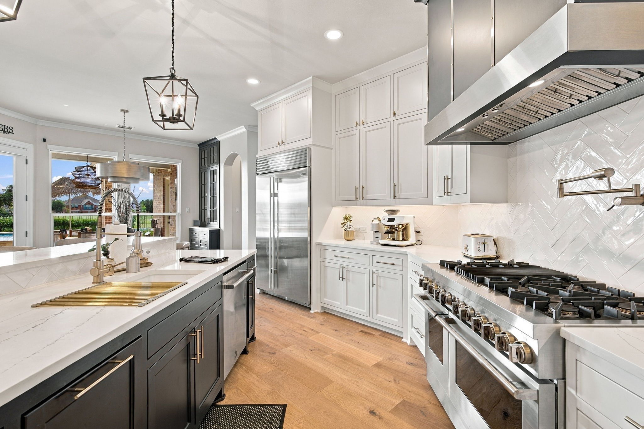 8450 Canyon Crossing