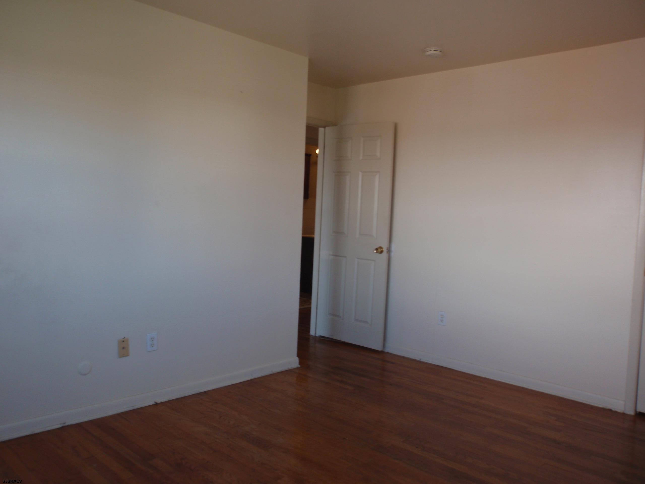 723 N Somerset Ave Unit: N5