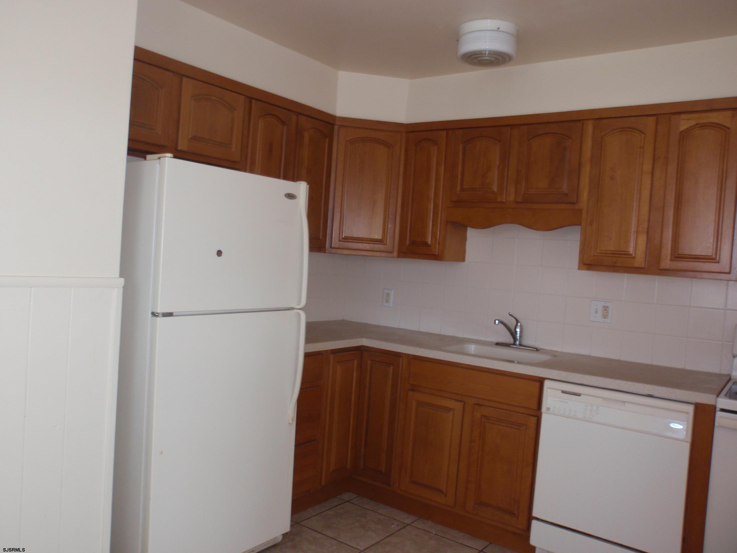 723 N Somerset Ave Unit: N5