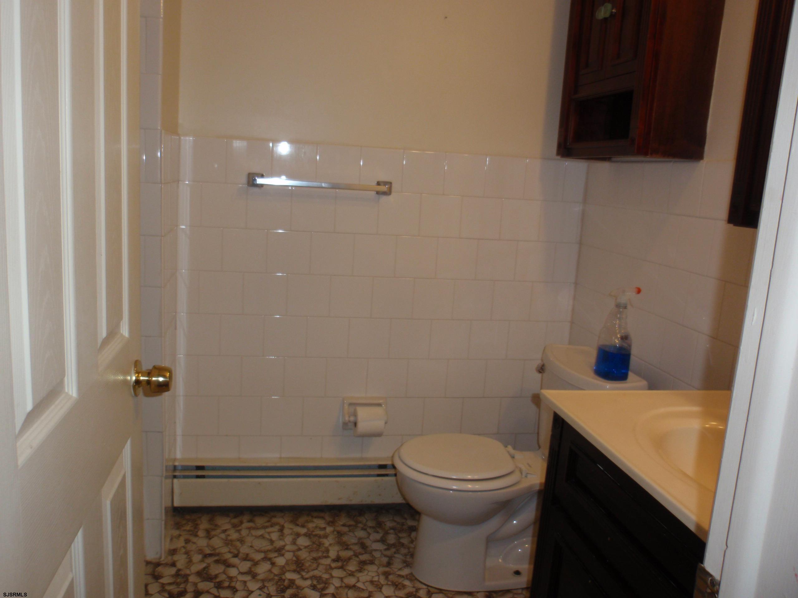 723 N Somerset Ave Unit: N5