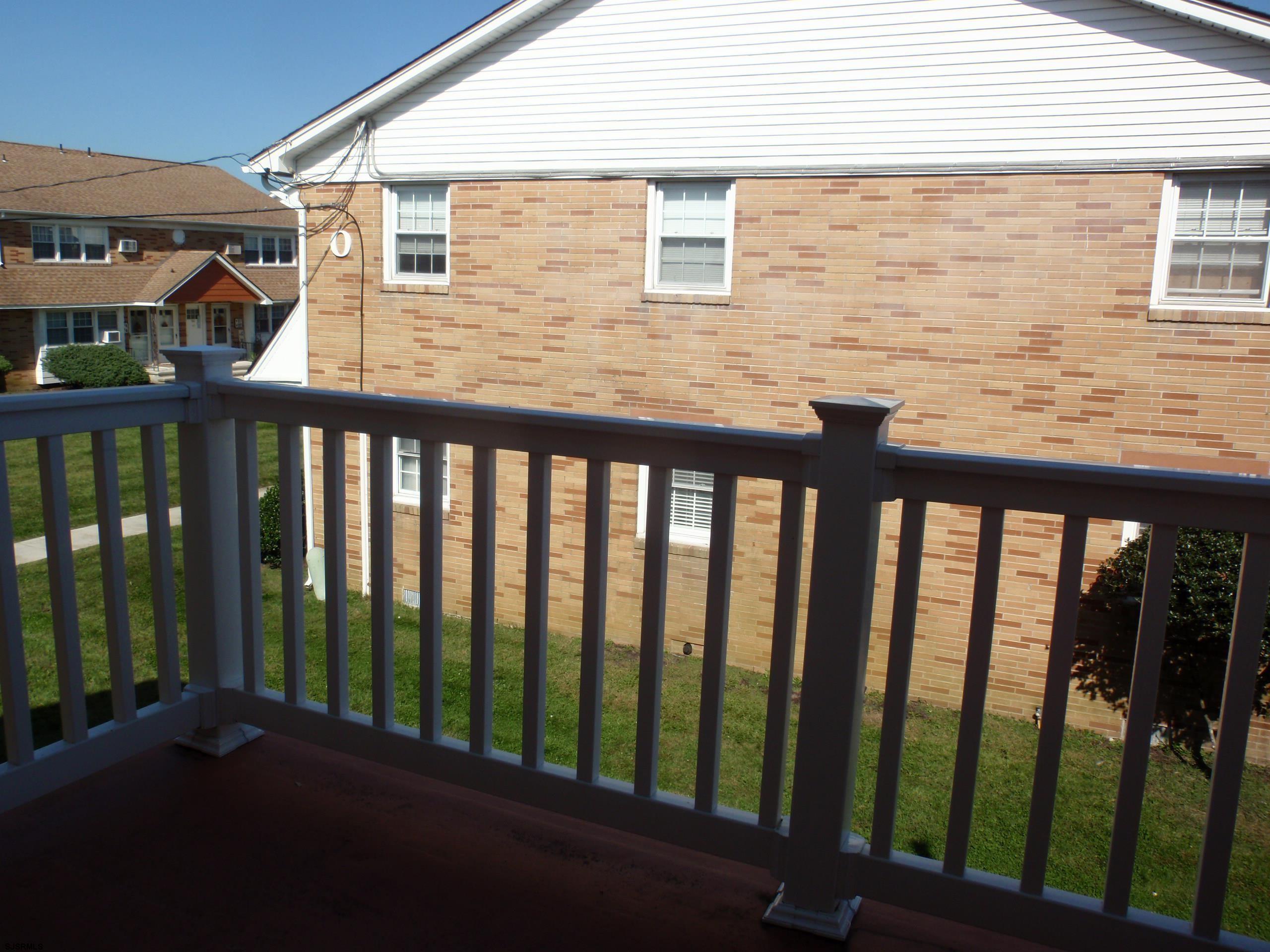 723 N Somerset Ave Unit: N5