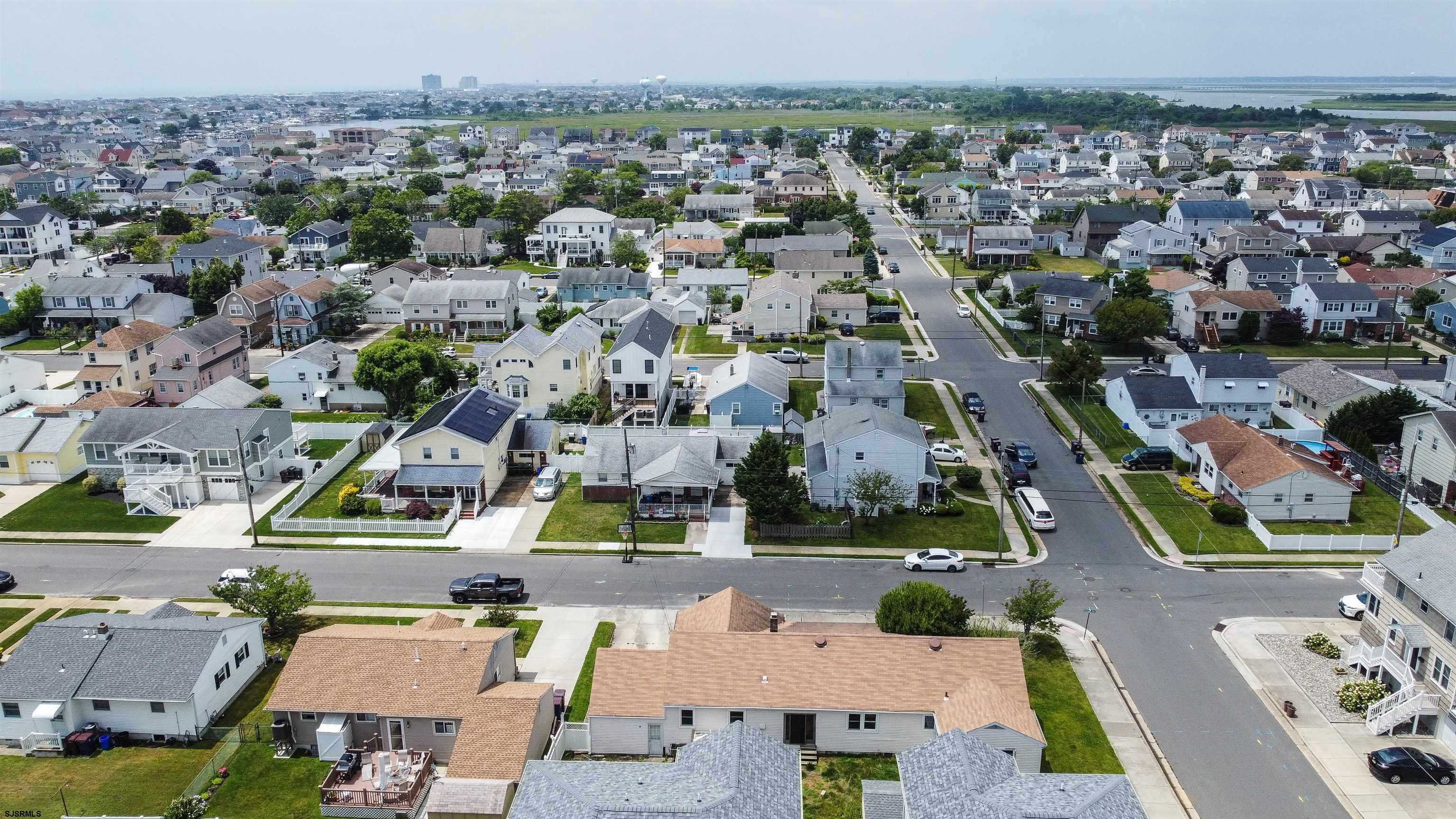 417 N Somerset Ave Ave