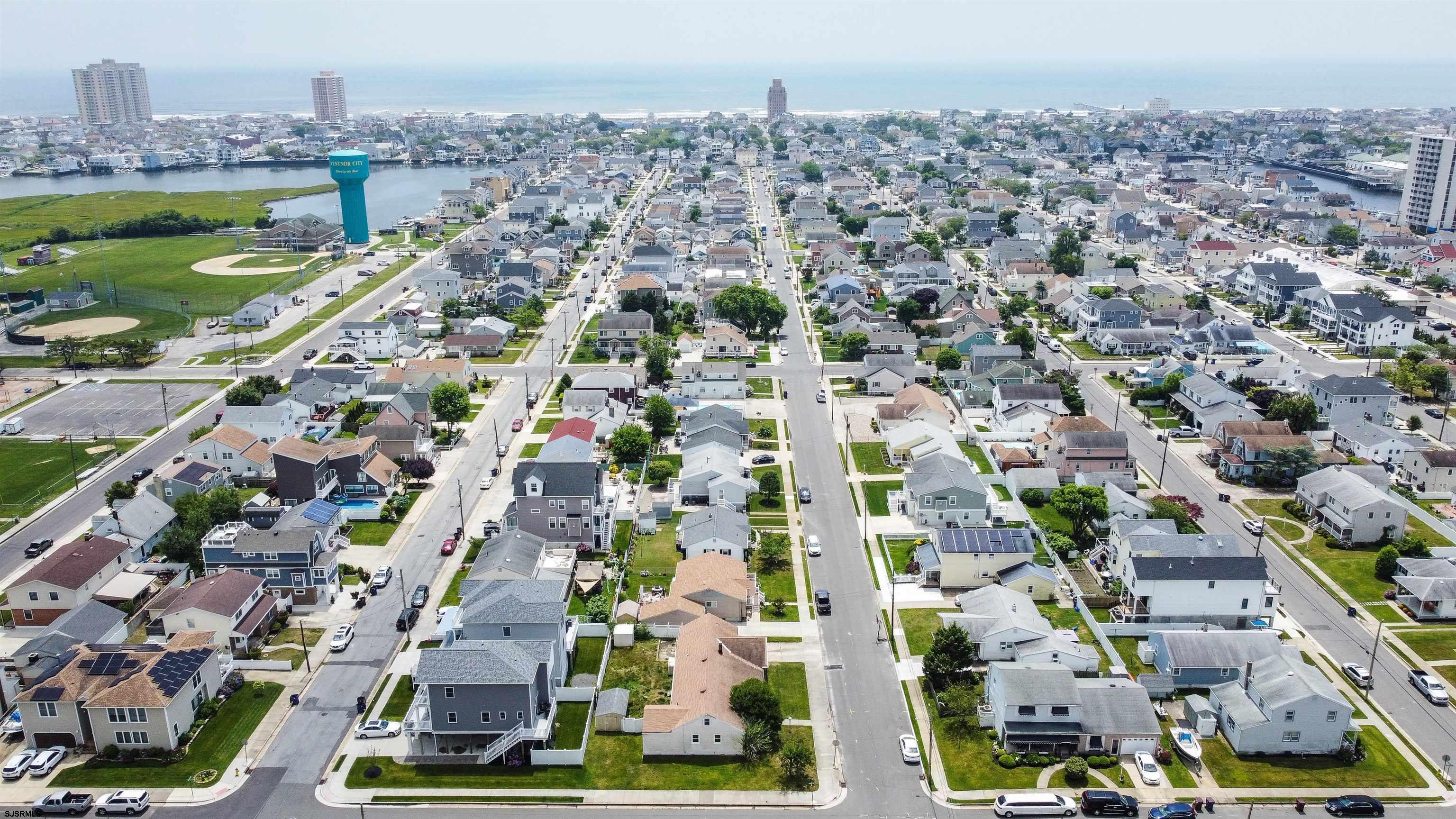 417 N Somerset Ave Ave