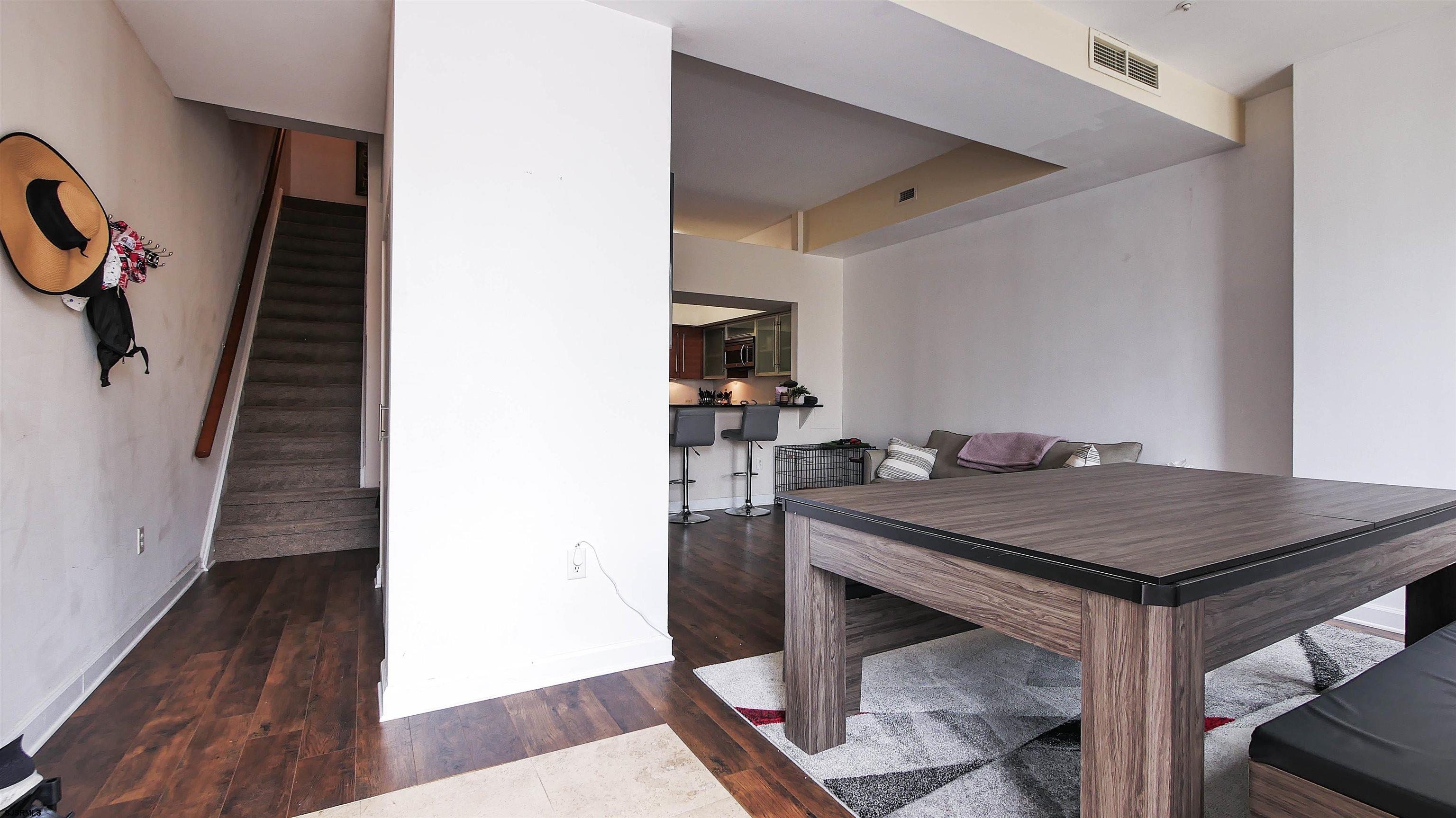 526 Pacific Ave Unit: TH4