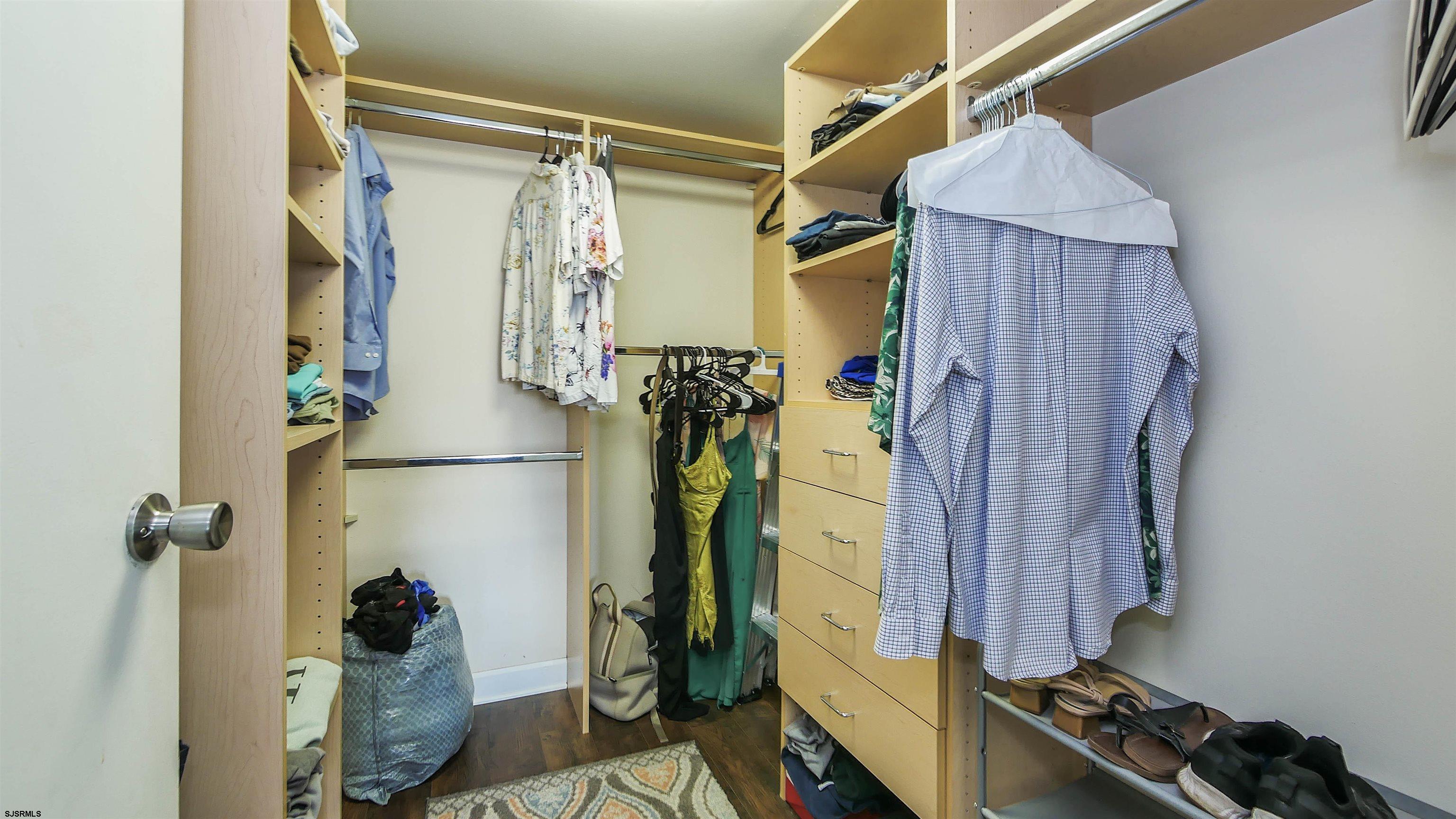 526 Pacific Ave Unit: TH4