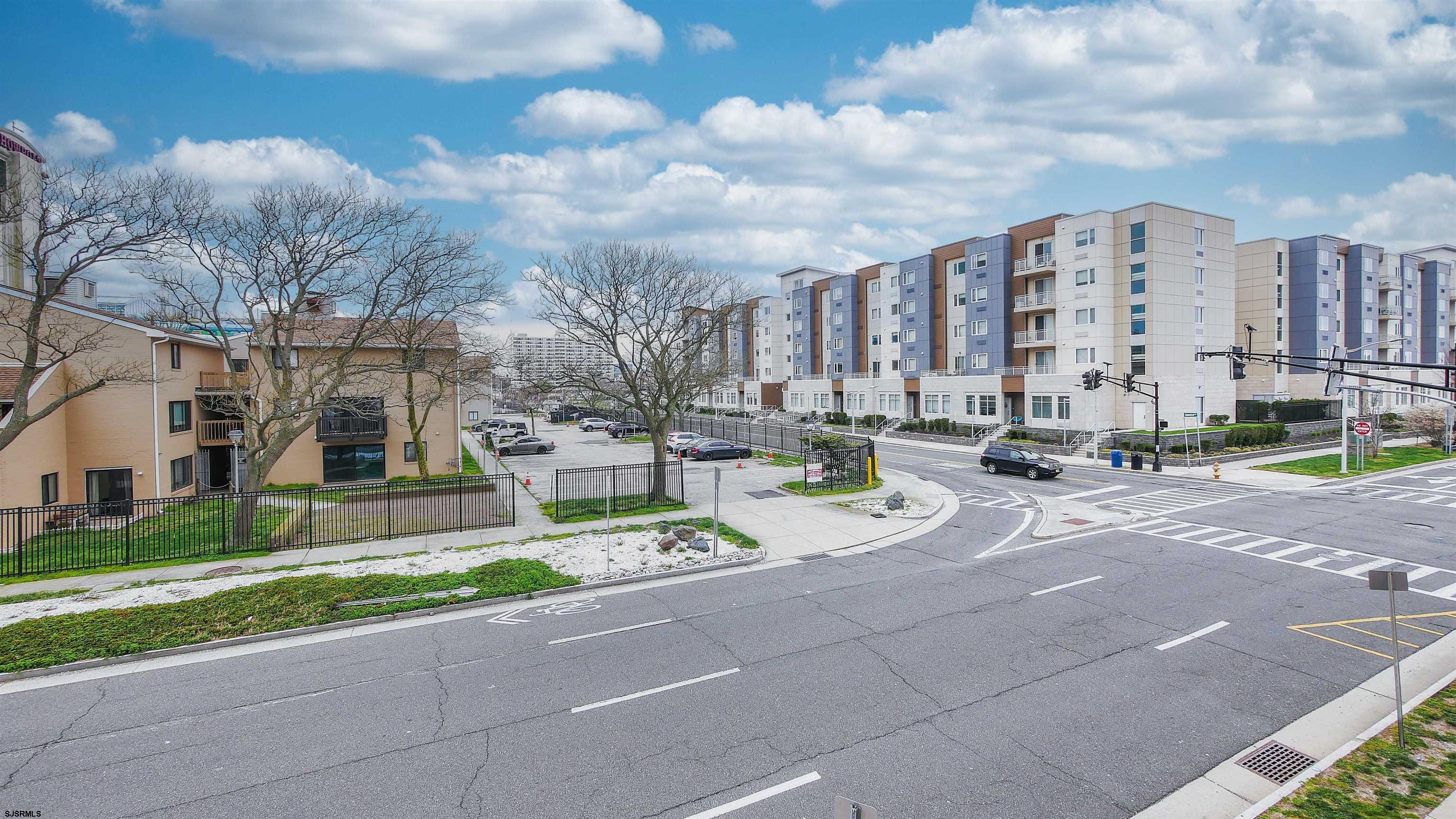 526 Pacific Ave Unit: TH4