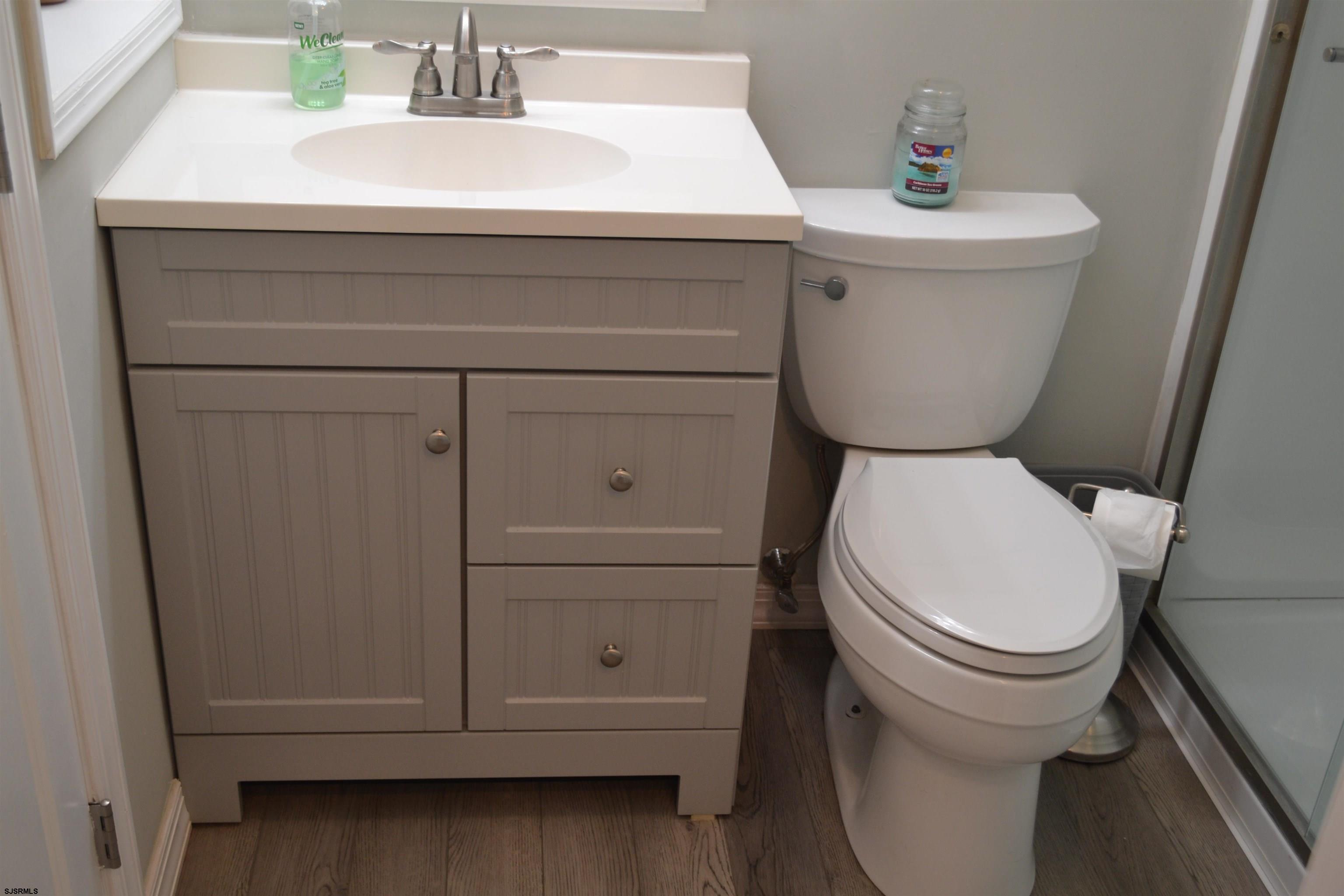 9517 Atlantic Ave Unit: A2