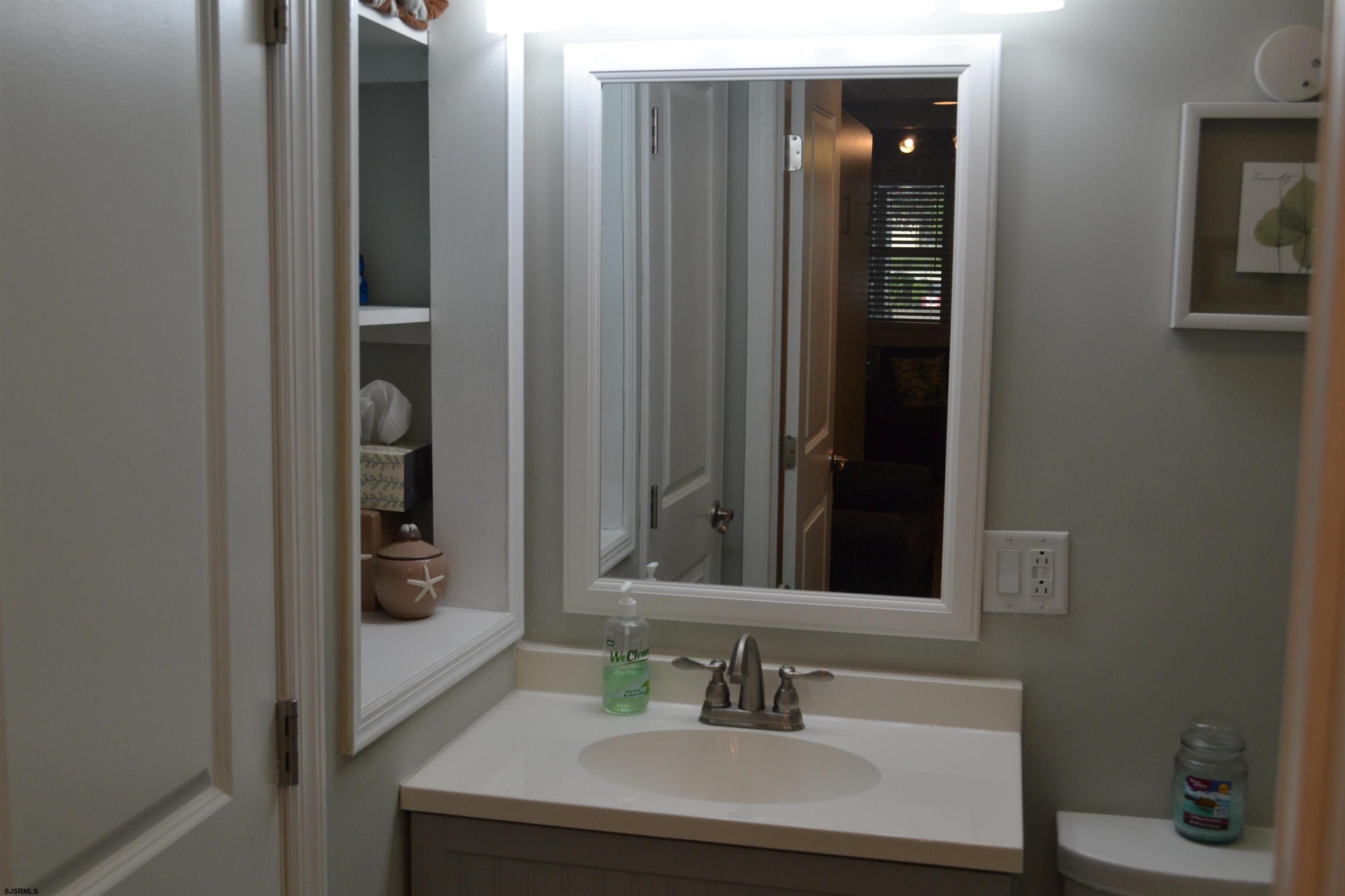 9517 Atlantic Ave Unit: A2