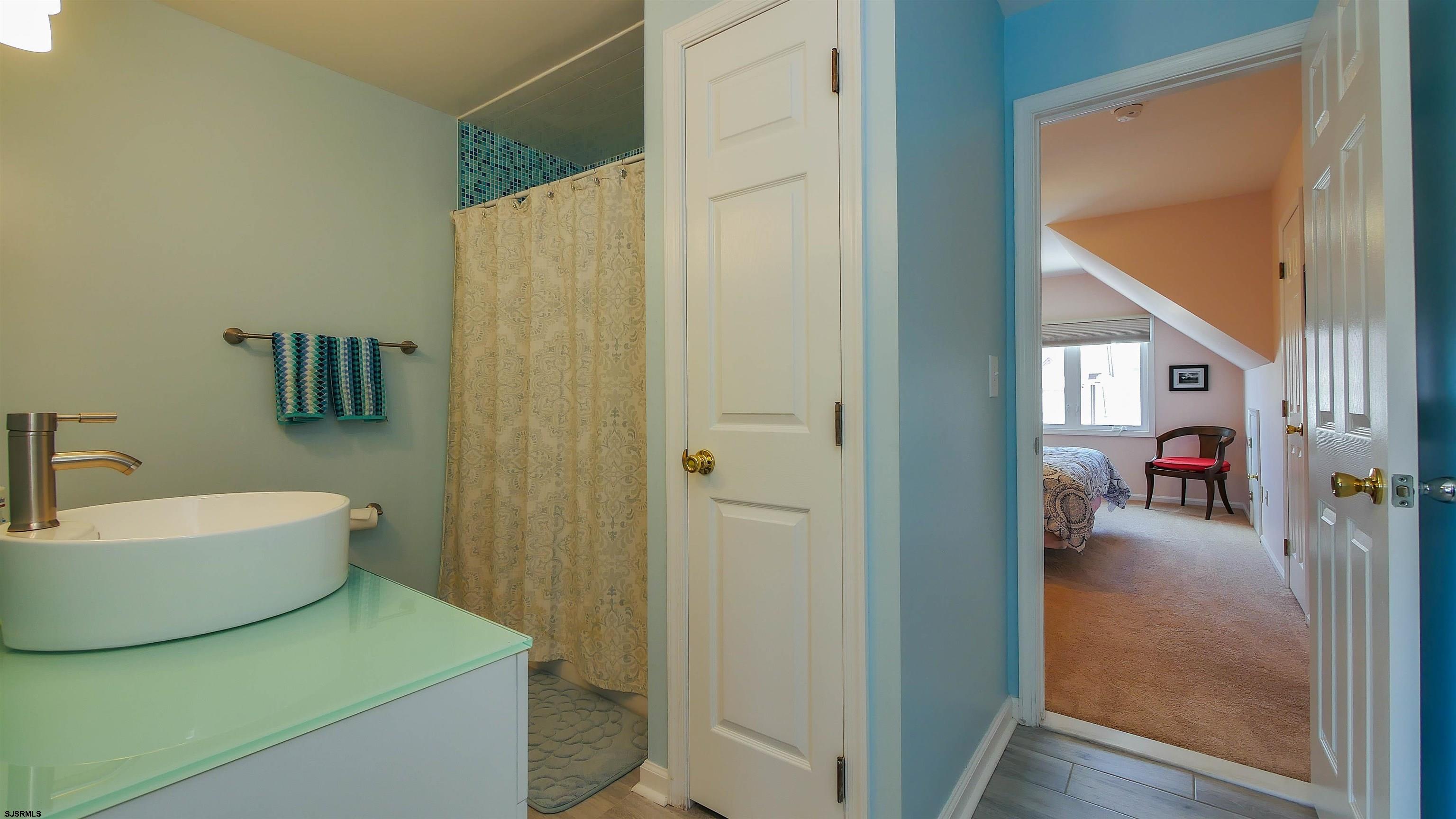 6301 Villa Ct Unit: 1