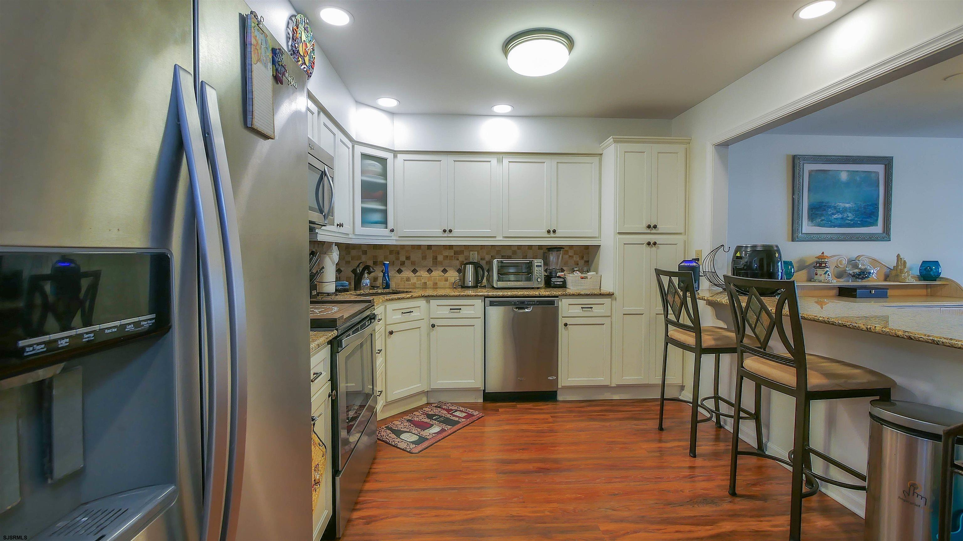 6301 Villa Ct Unit: 1