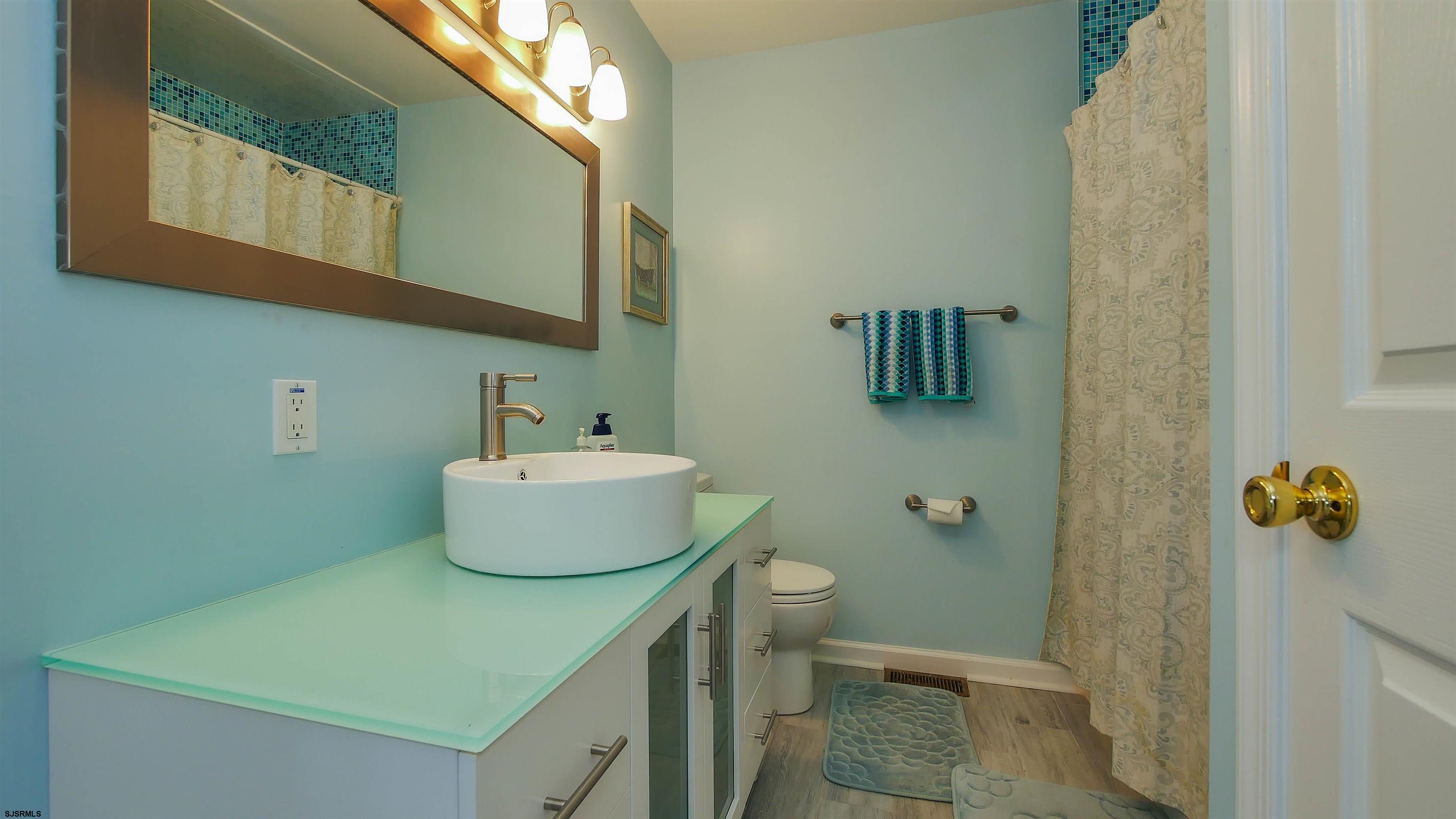 6301 Villa Ct Unit: 1