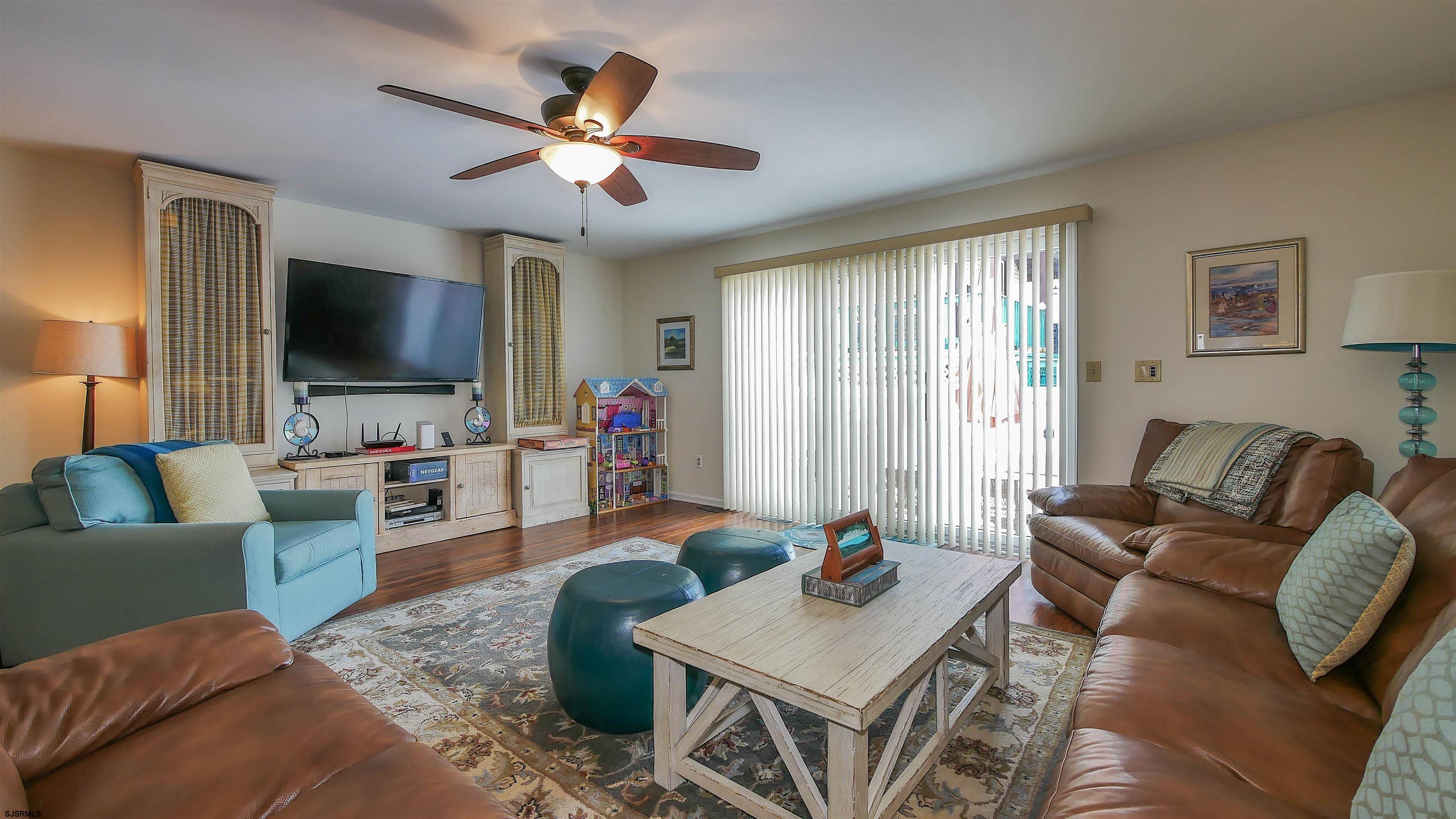 6301 Villa Ct Unit: 1