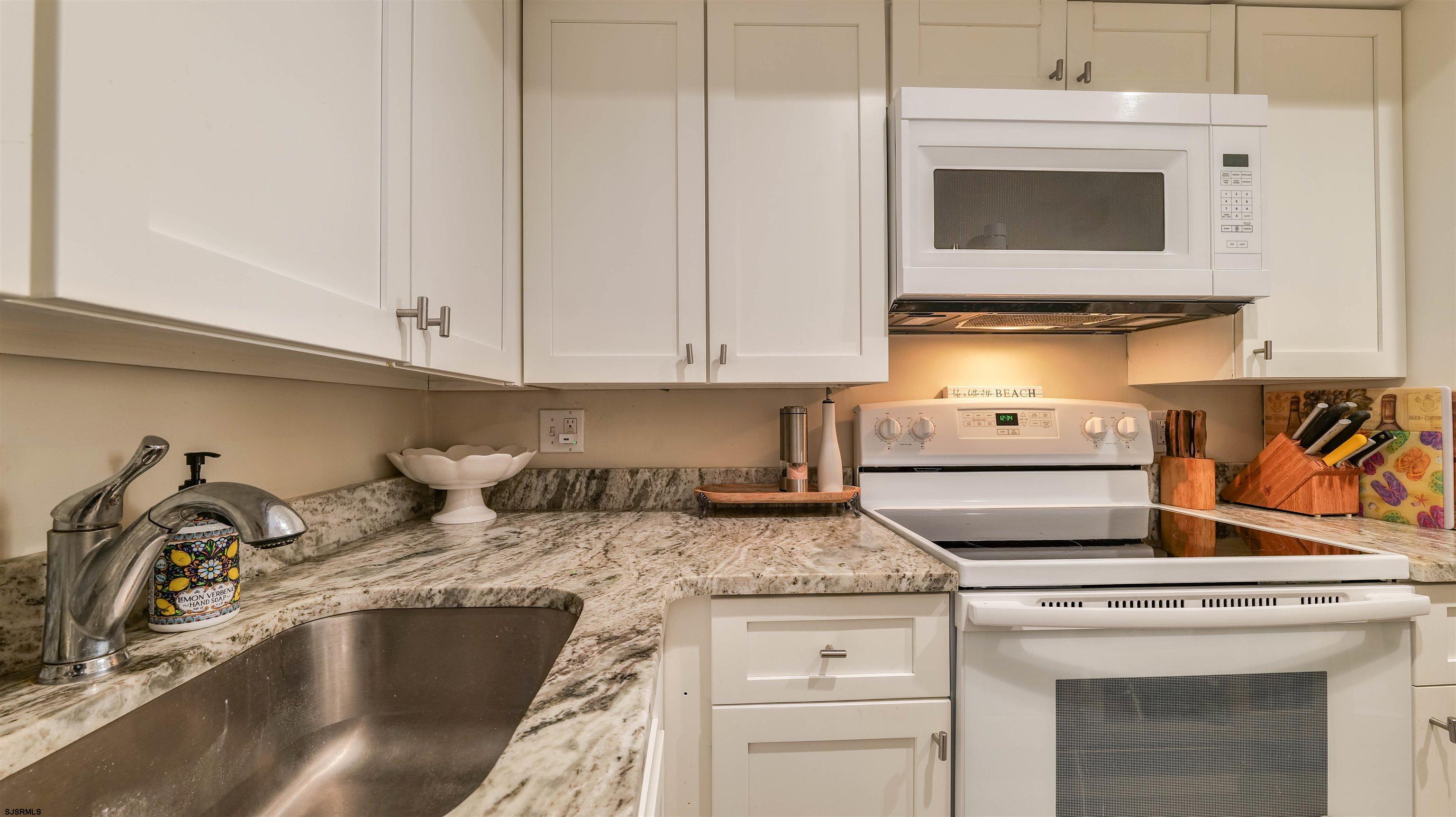 9607 Pacific #2 Ave Unit: 2