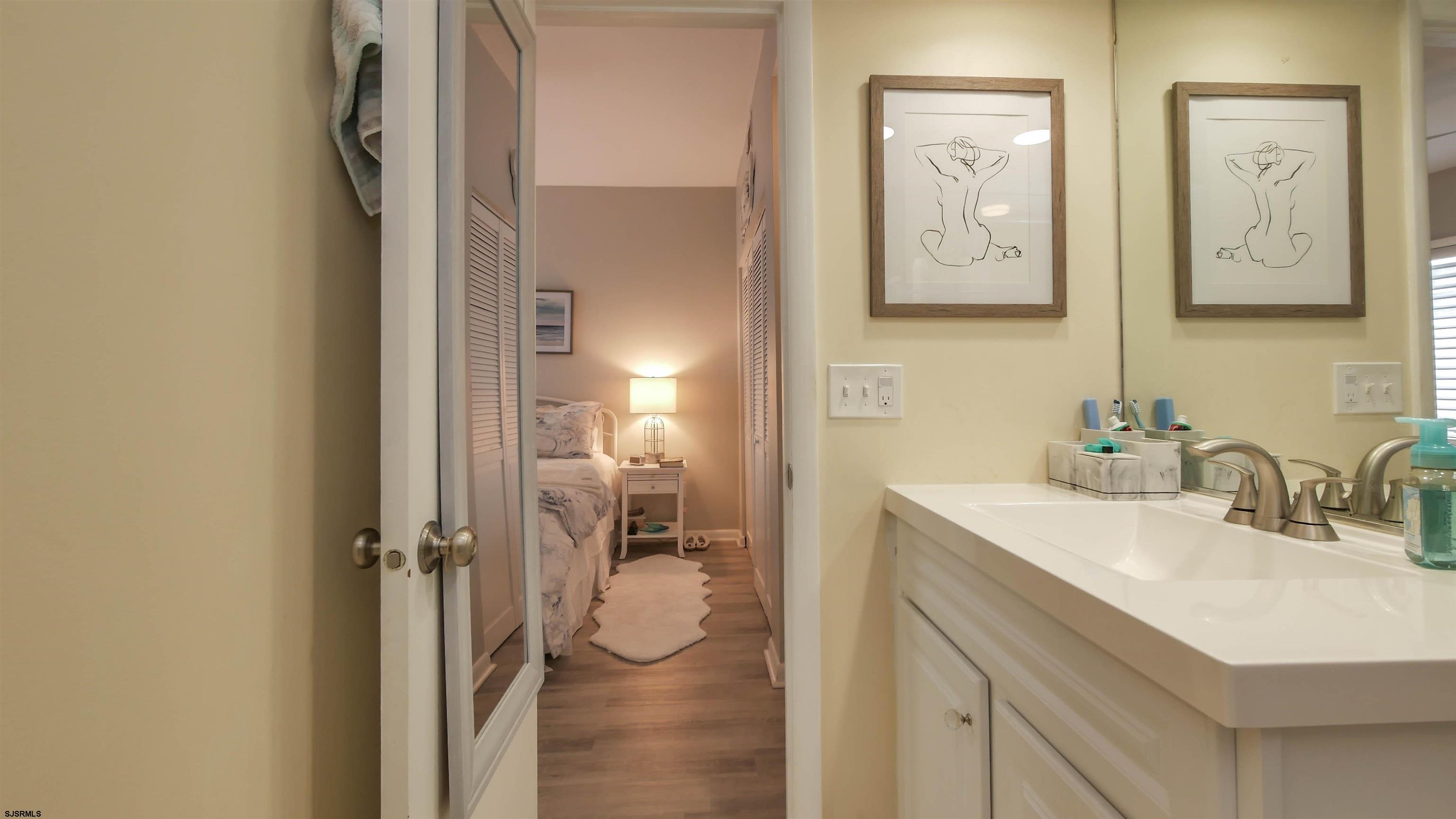 9607 Pacific #2 Ave Unit: 2