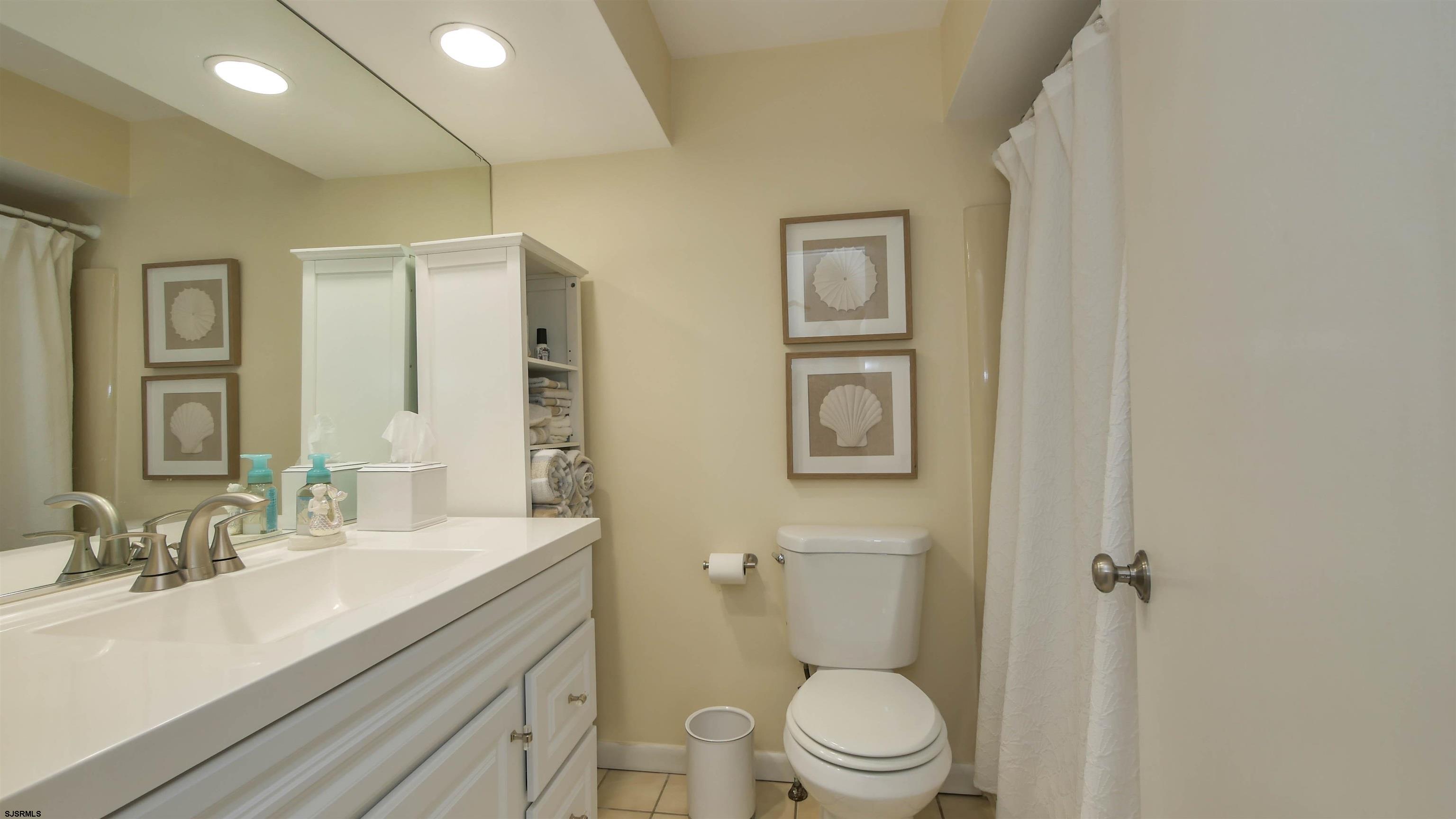 9607 Pacific #2 Ave Unit: 2