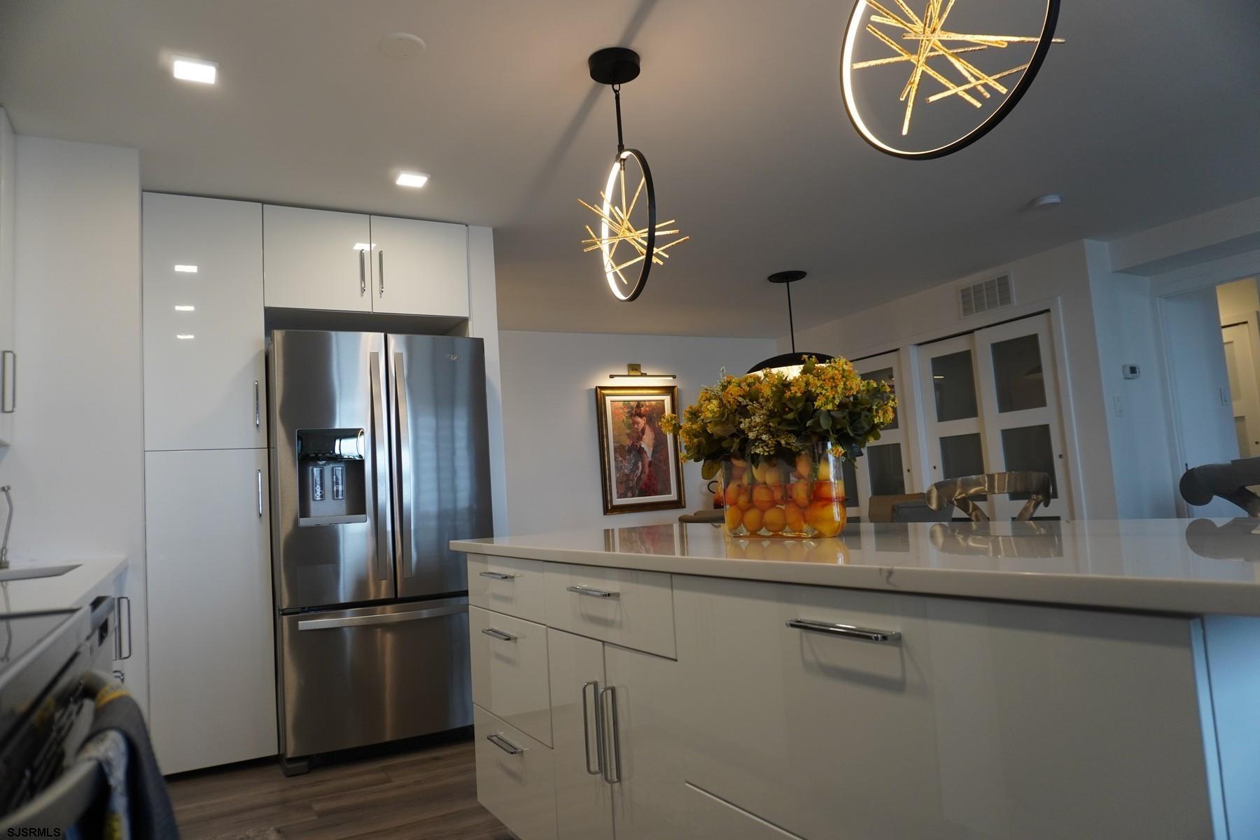 100 S Berkley Sq Unit: 6K