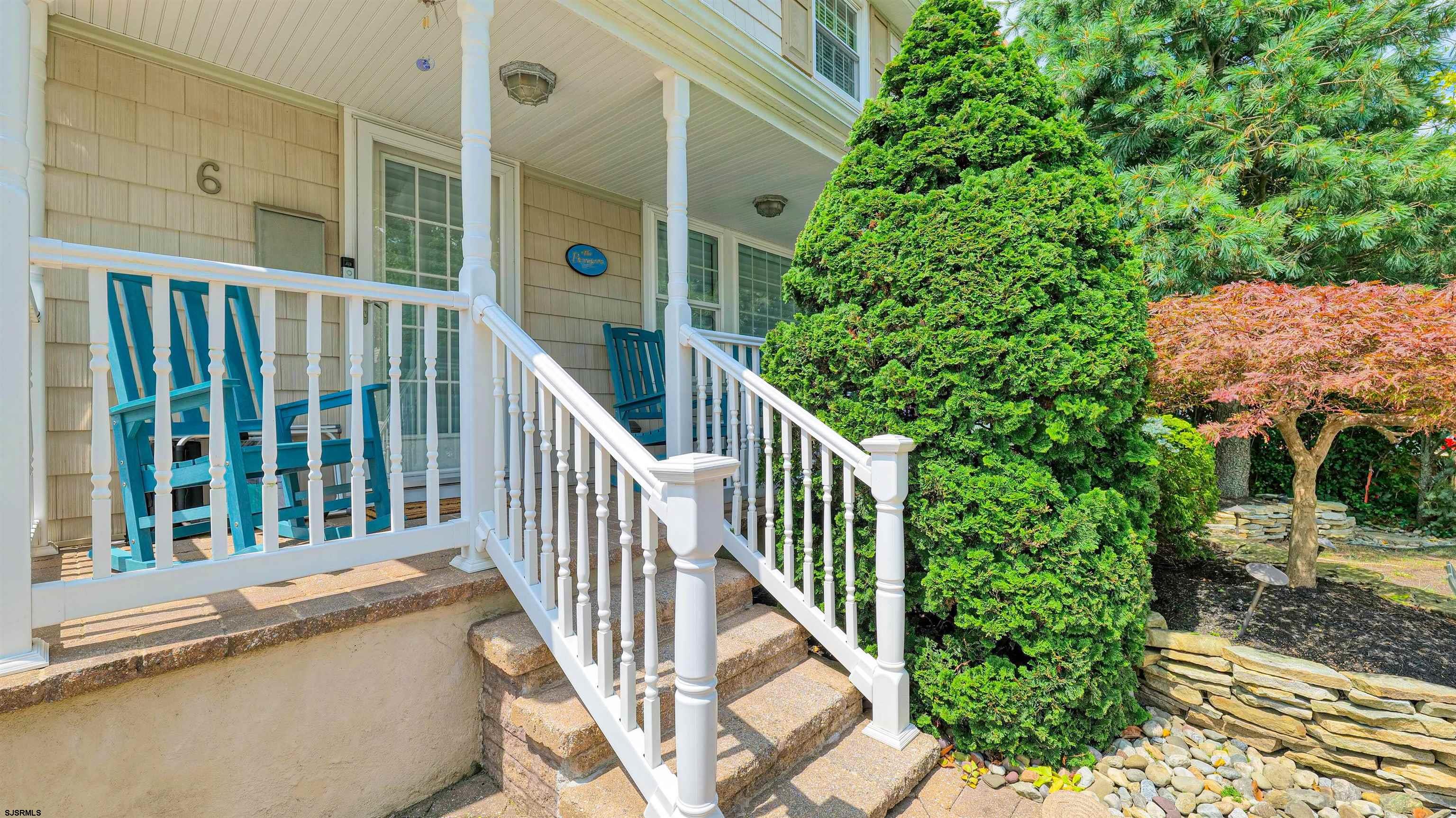 6 N Lancaster Ave