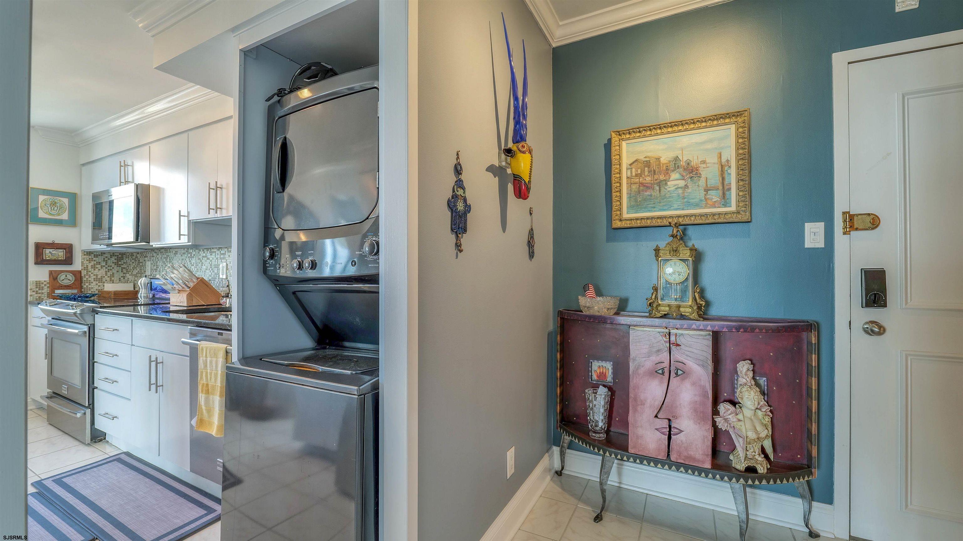 100 S Berkley Square Unit: 1N