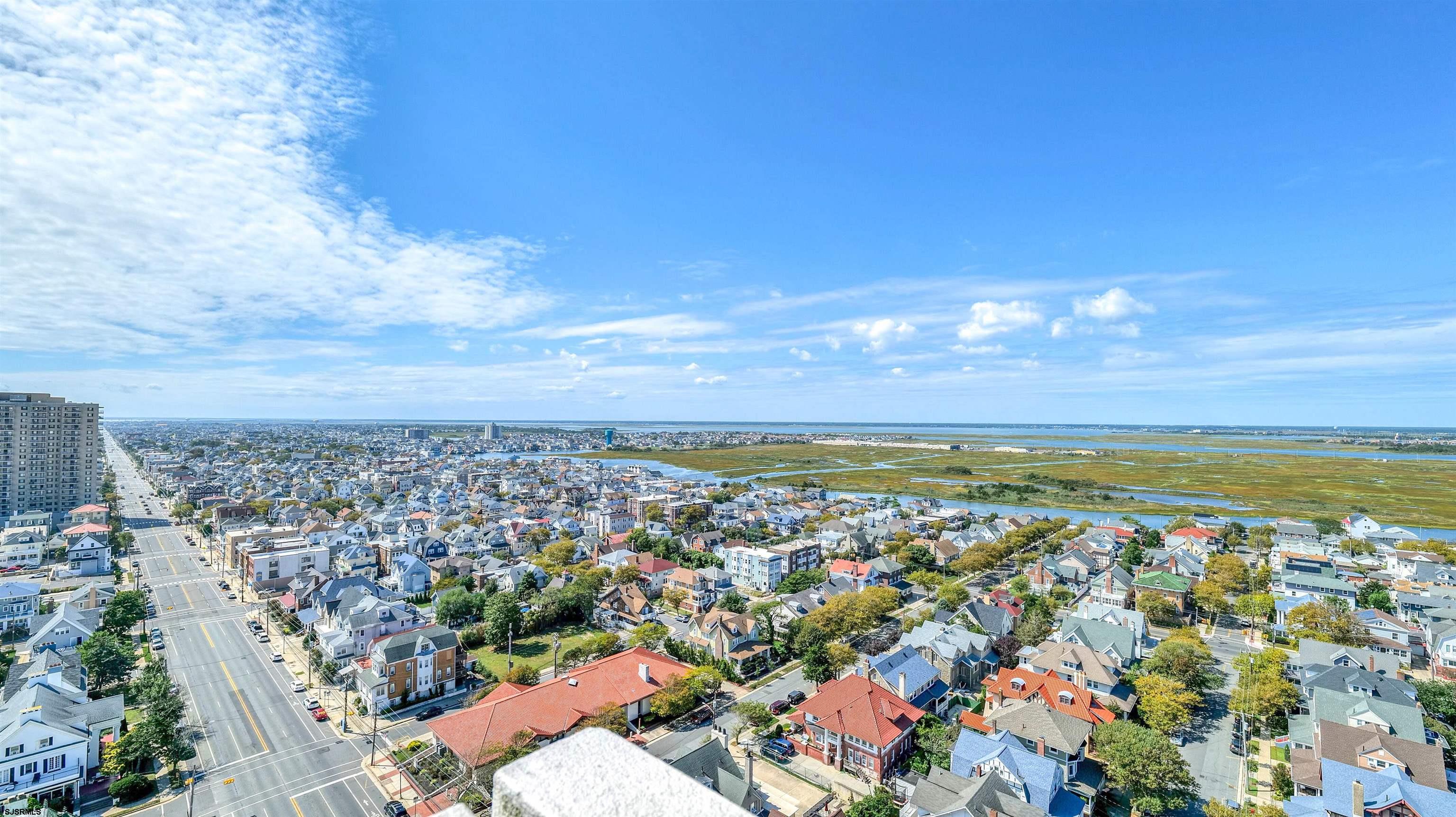 100 S Berkley Square Unit: 1N