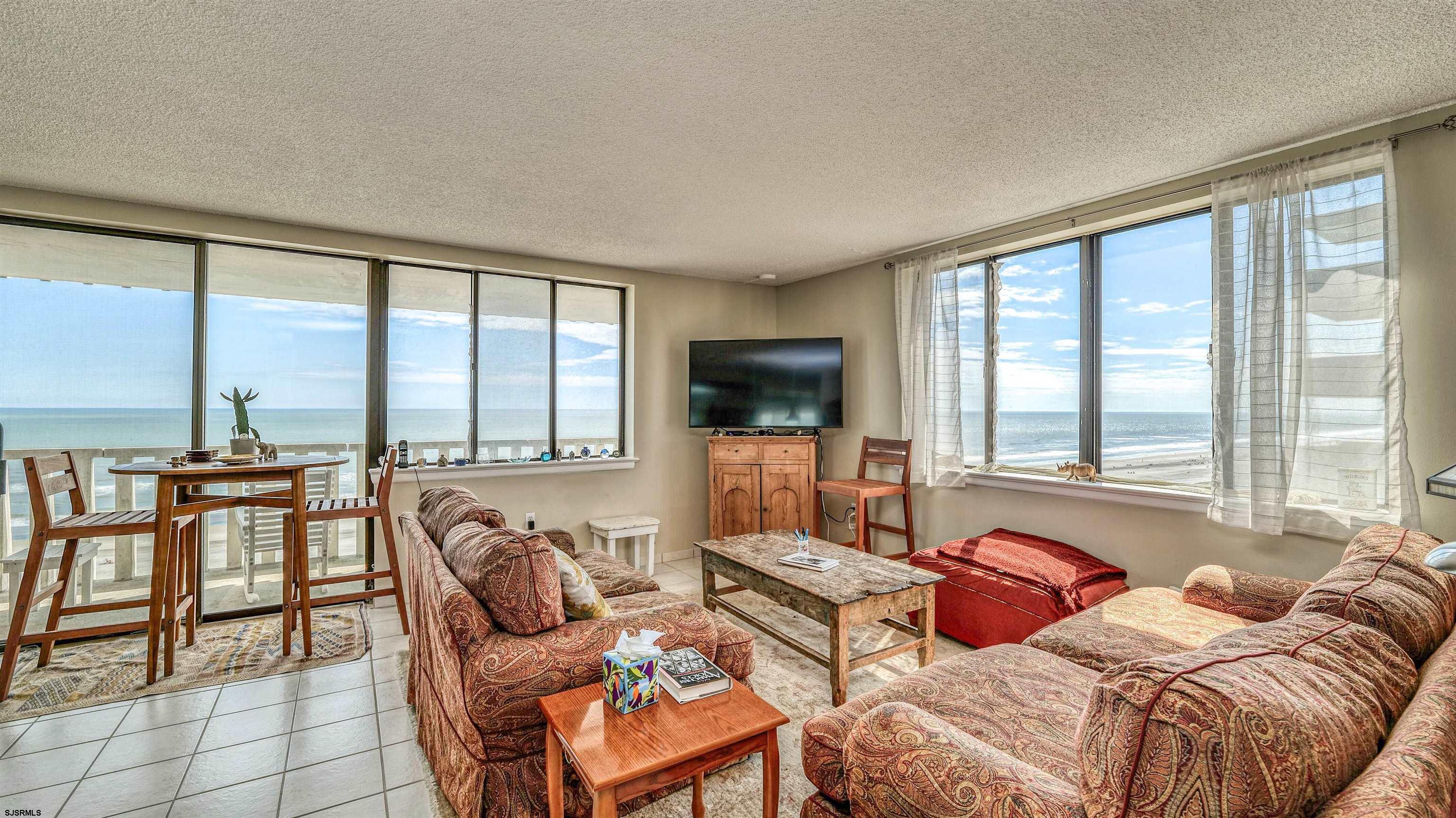 100 S Berkley Sq Unit: 14A