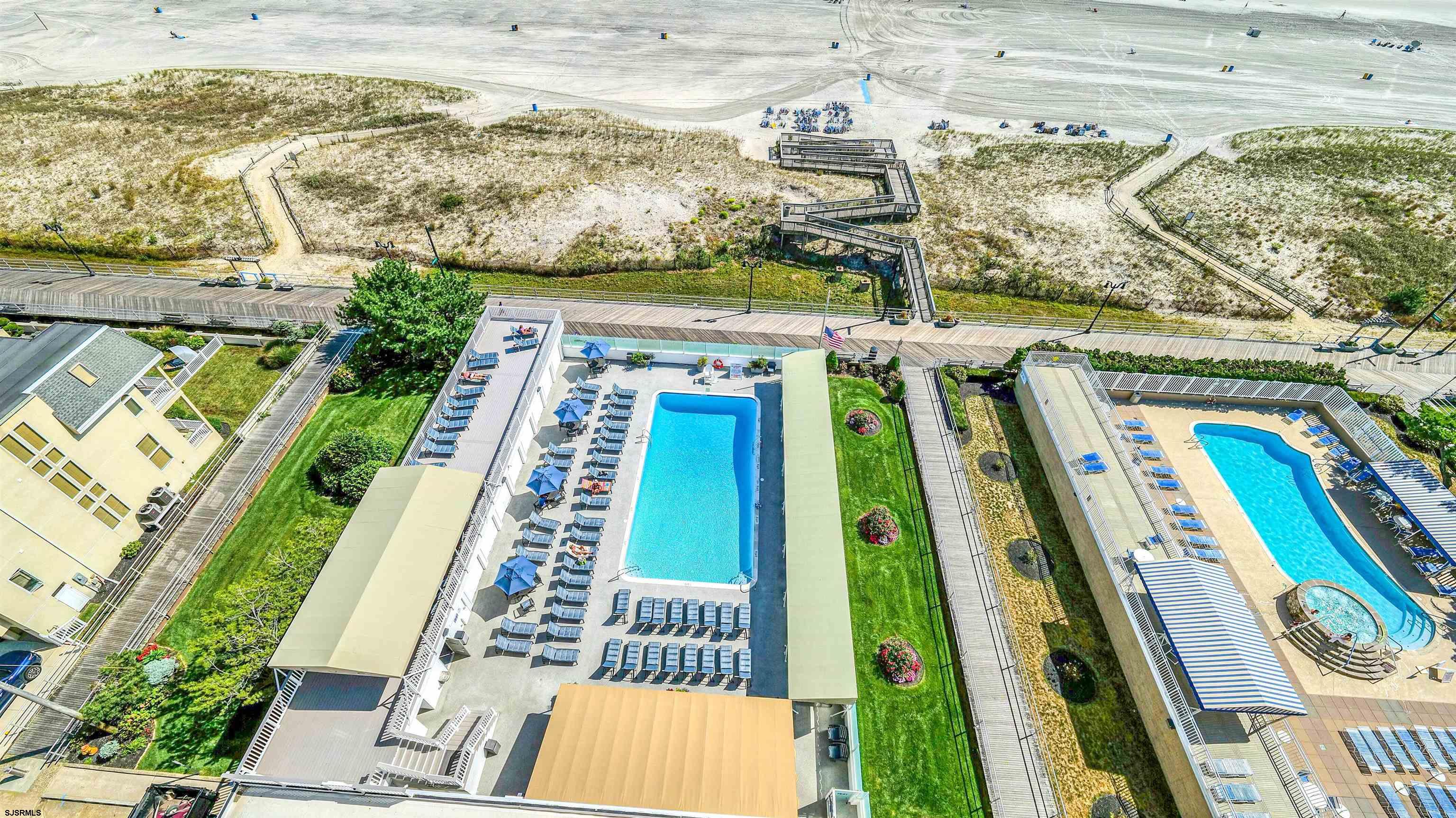 100 S Berkley Sq Unit: 14A