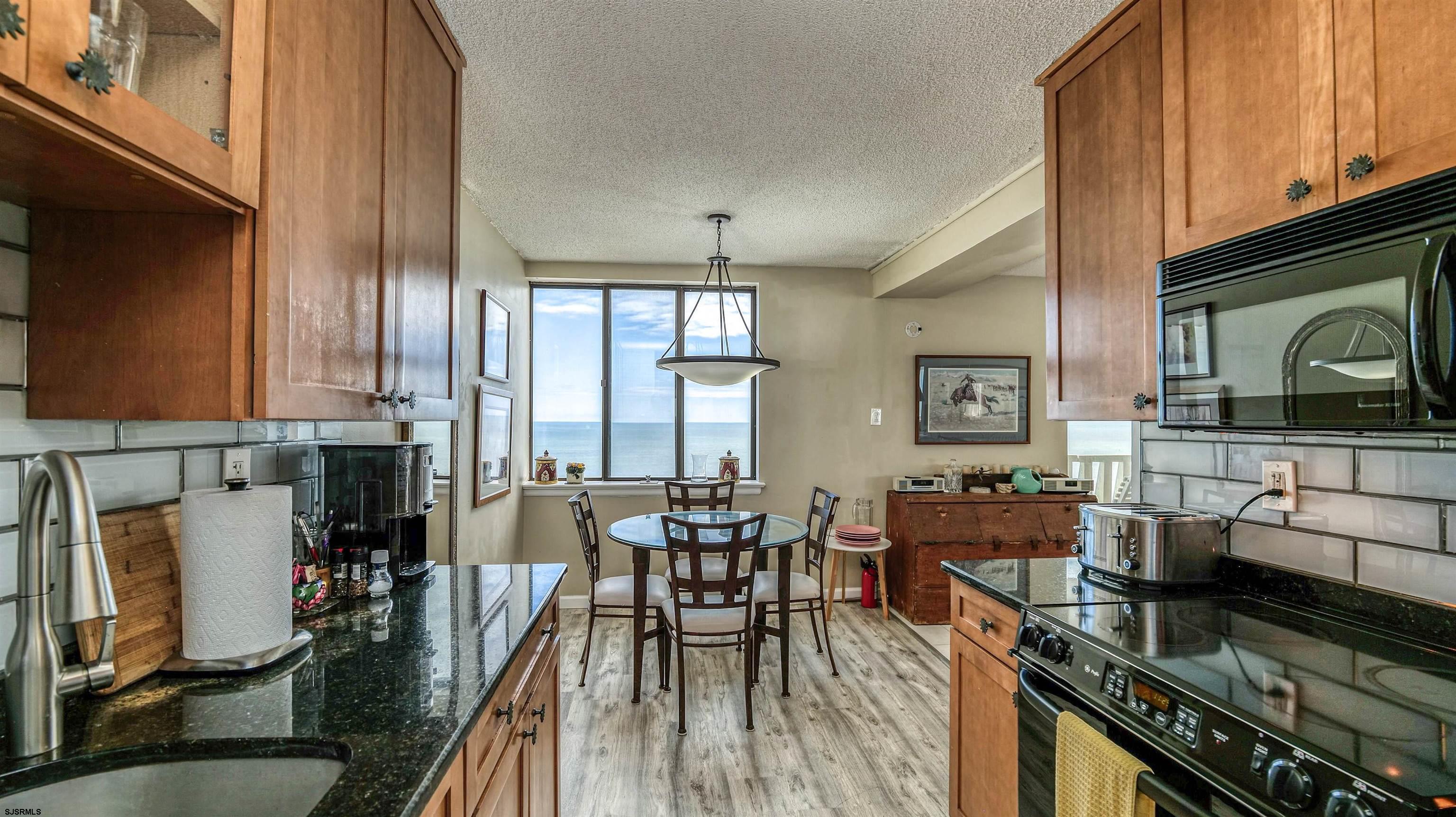 100 S Berkley Sq Unit: 14A