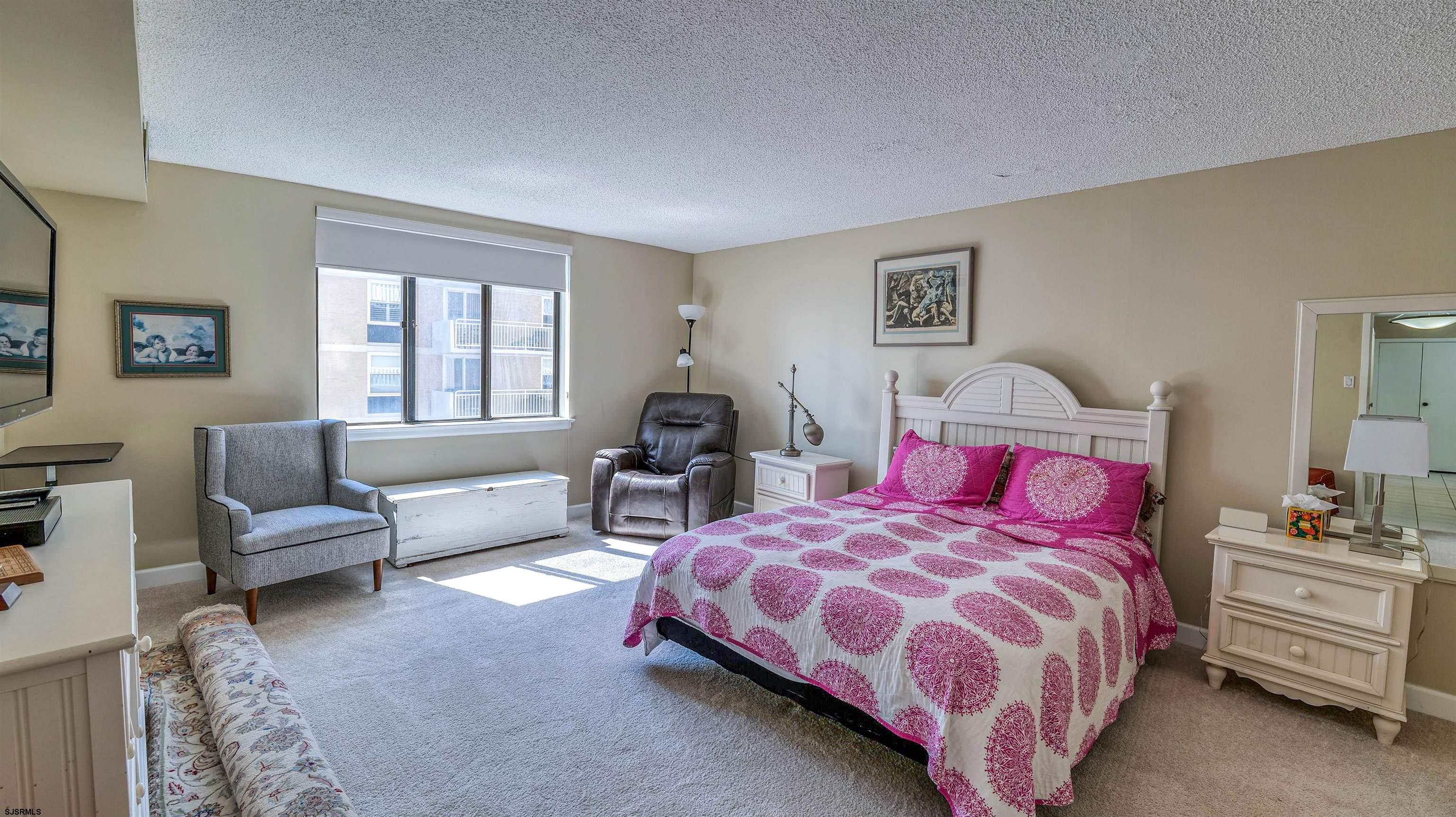 100 S Berkley Sq Unit: 14A