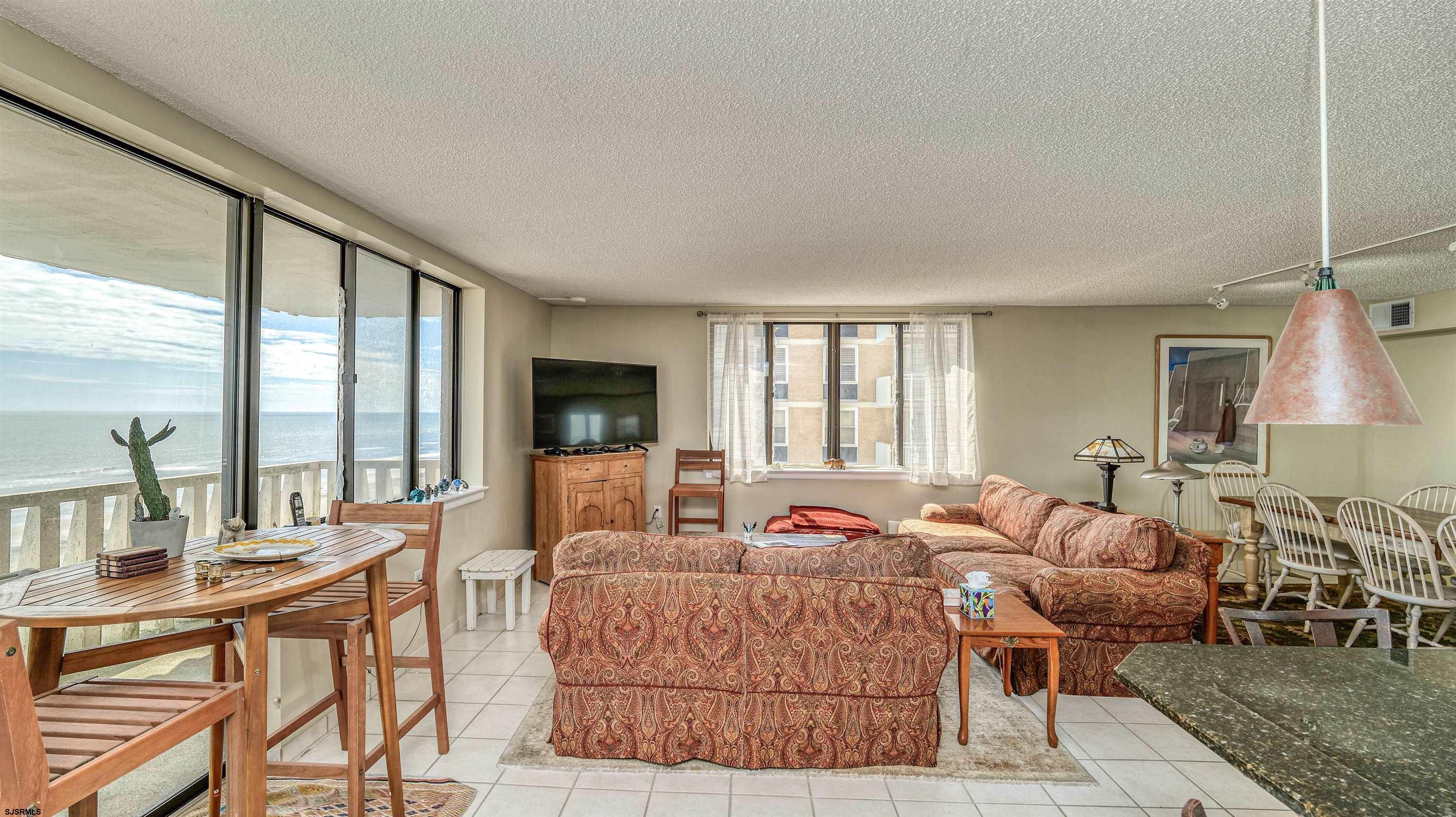 100 S Berkley Sq Unit: 14A