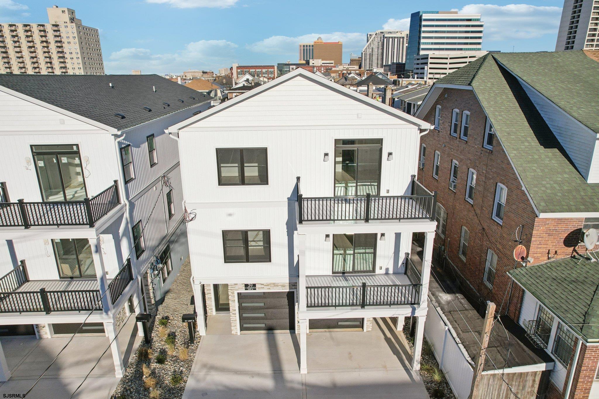 39 S Annapolis (A) Ave