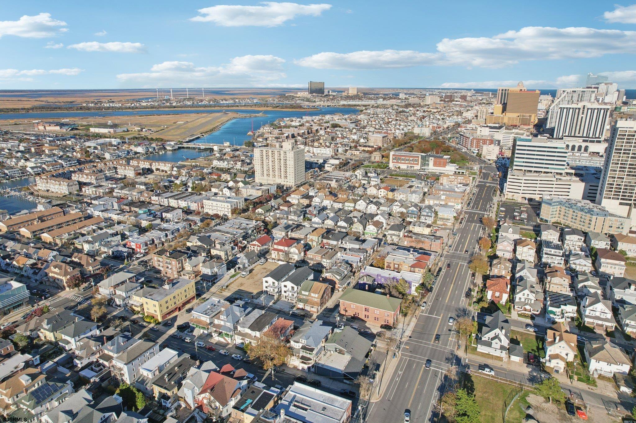 39 S Annapolis (A) Ave