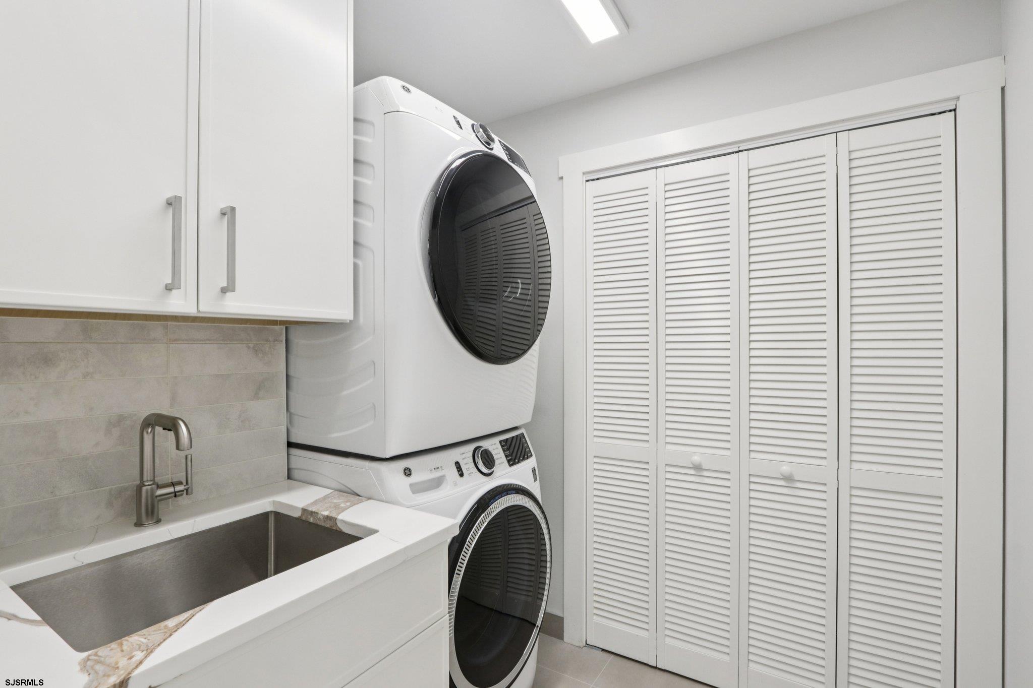 39 S Annapolis (A) Ave