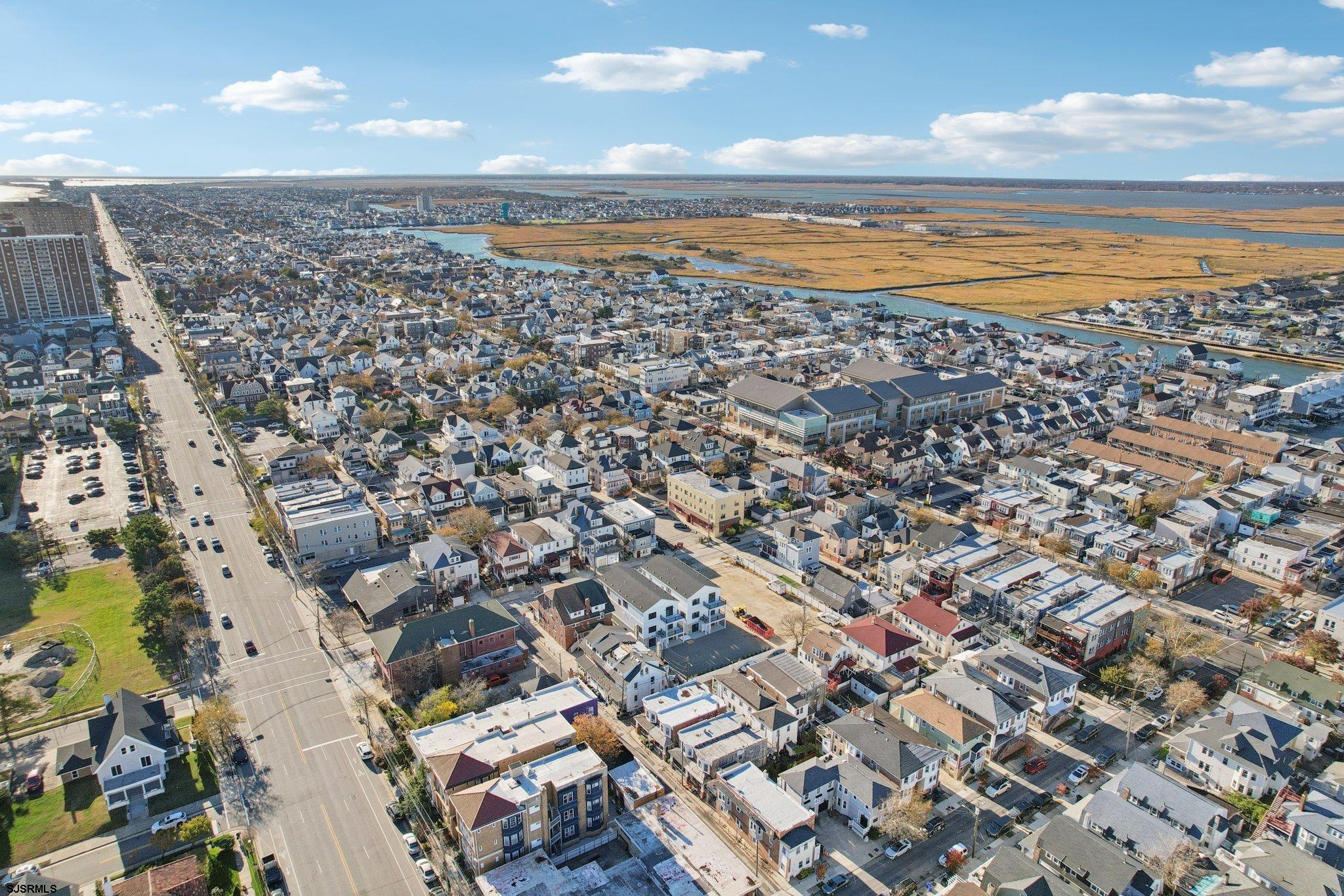 39 S Annapolis (B) Ave