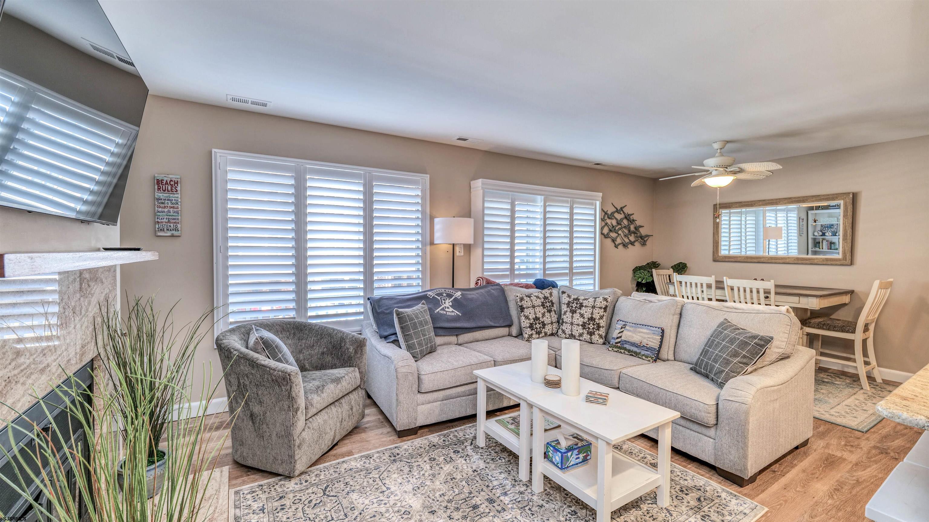 305 Harbour Cove Unit: 305