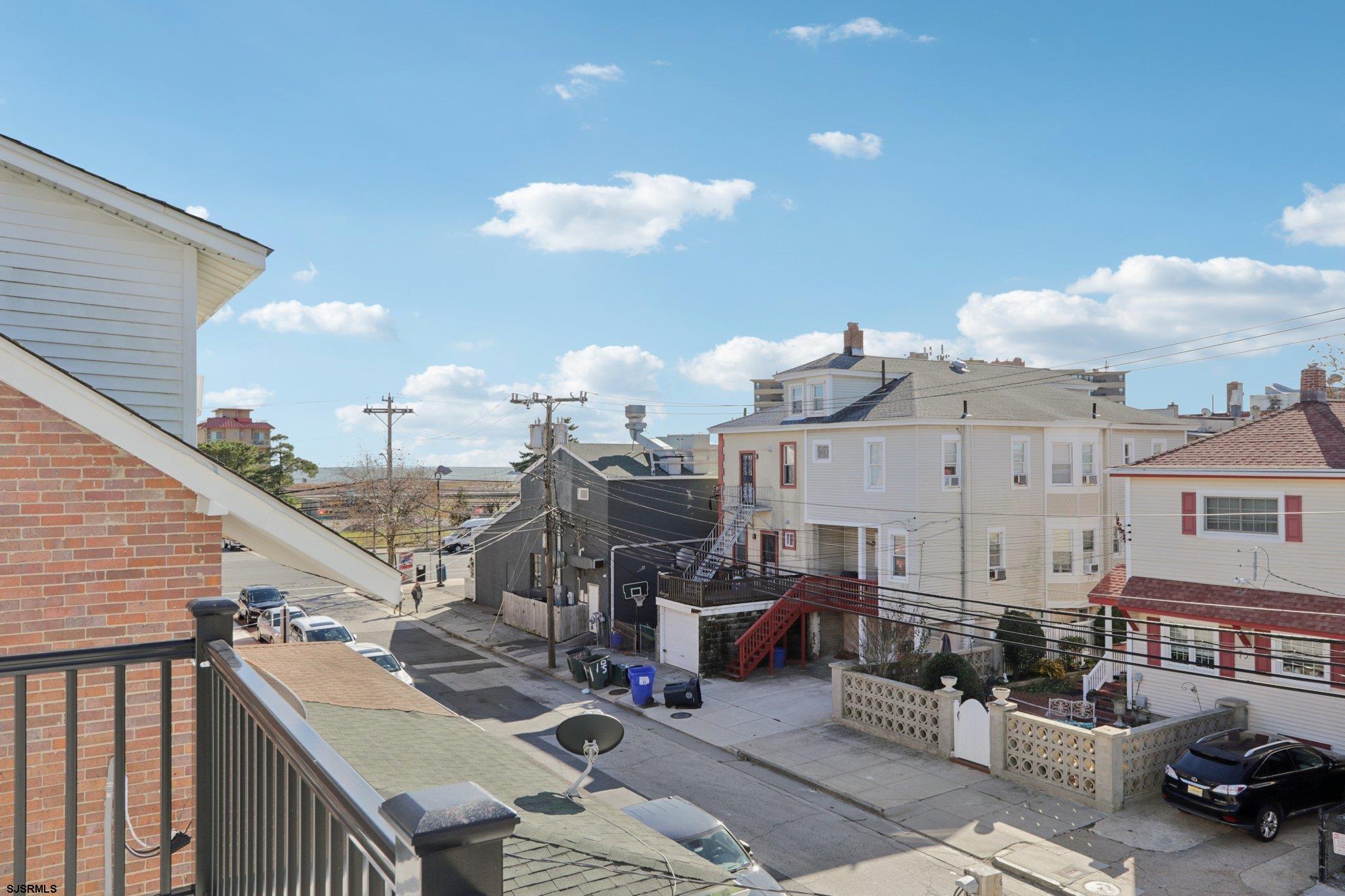 37 S Annapolis (A) Ave