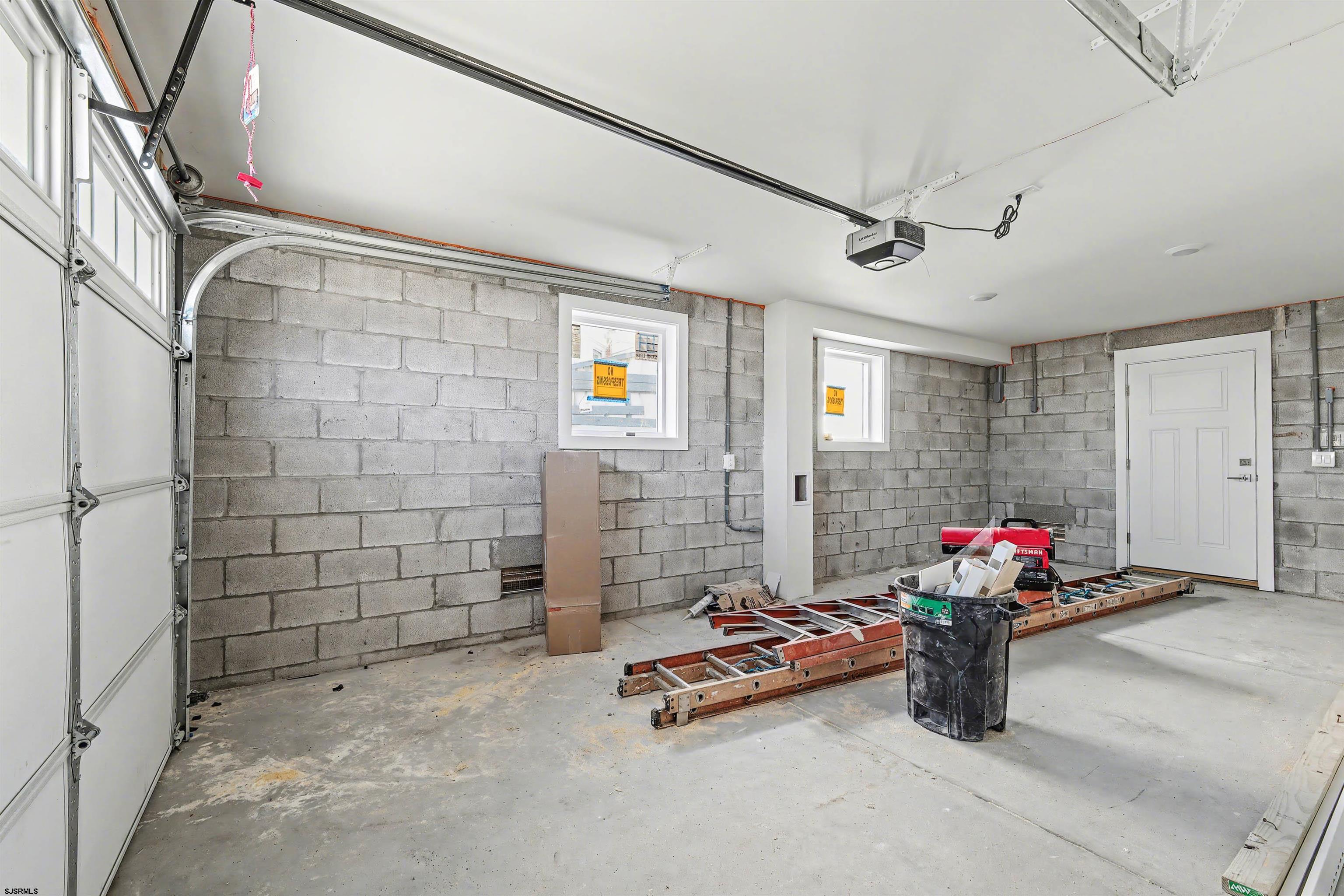 113 N Brighton Ave