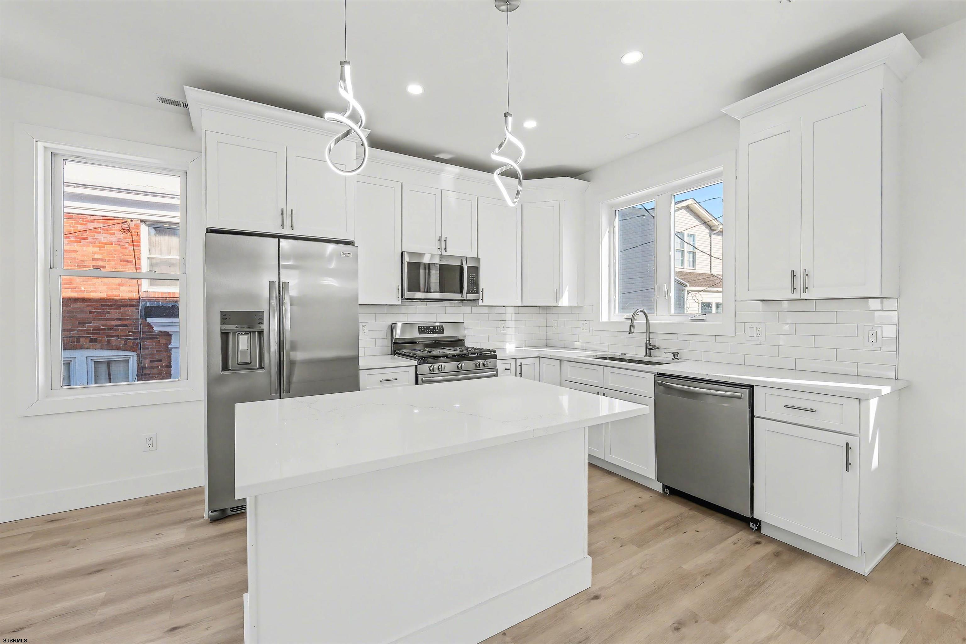 113 N Brighton Ave