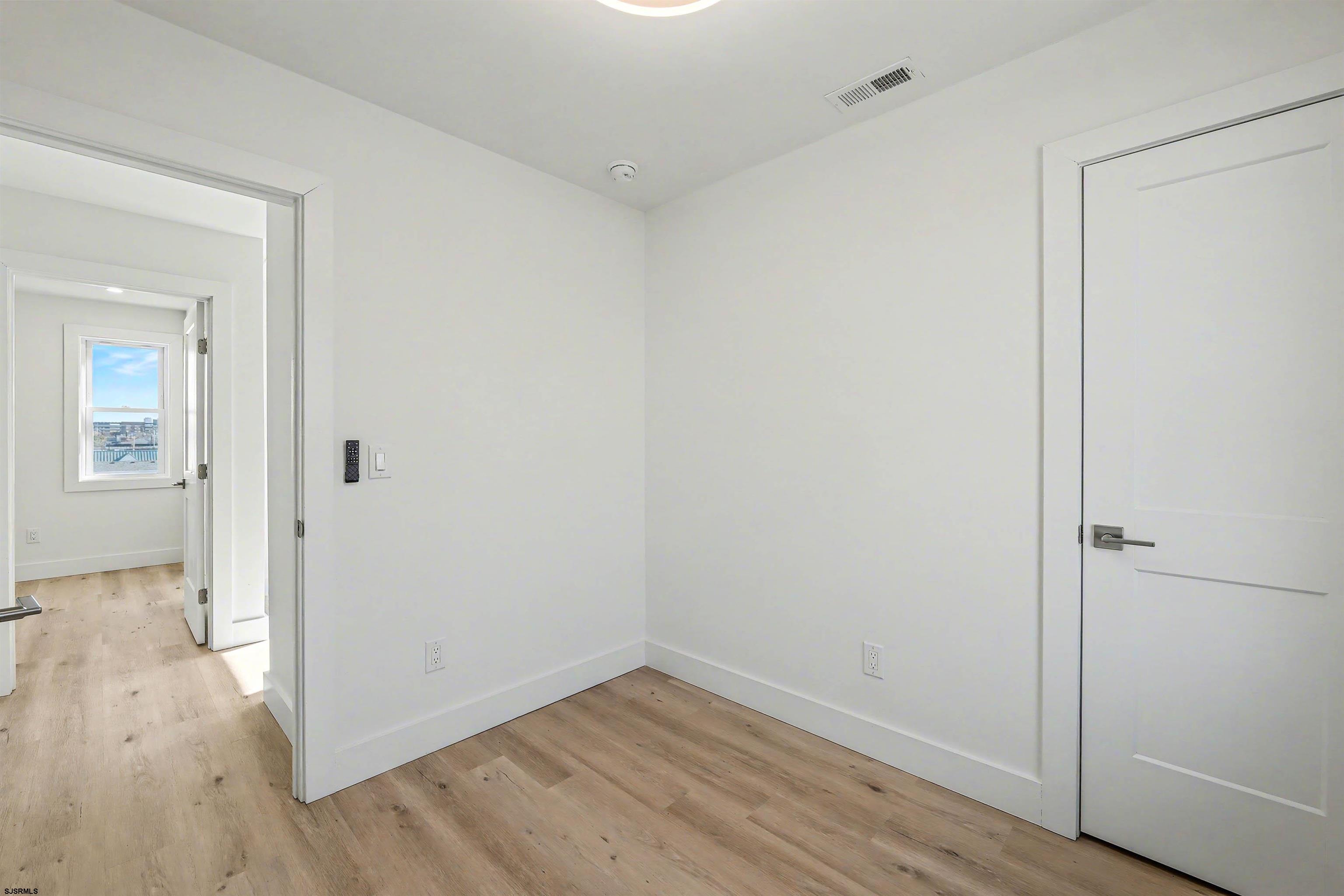 113 N Brighton Ave
