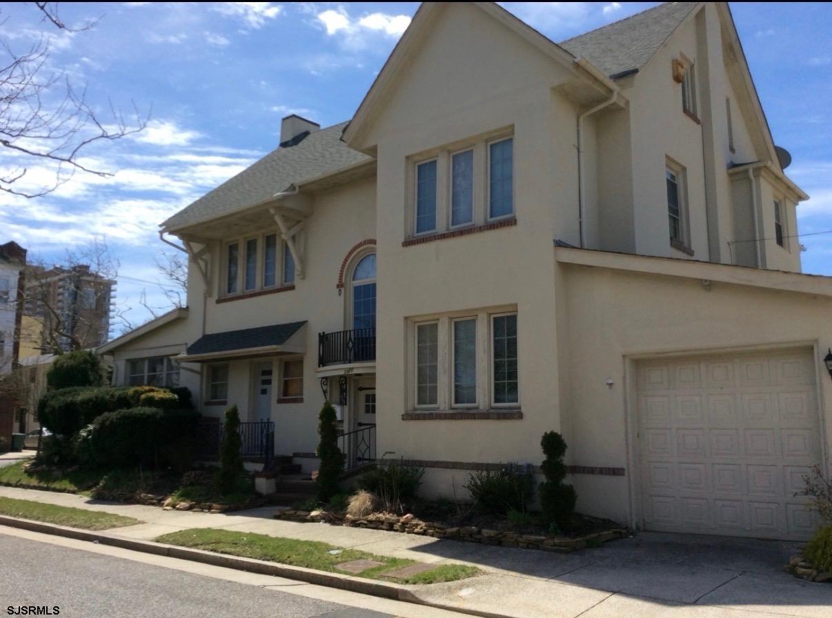2 N Montgomery Ave