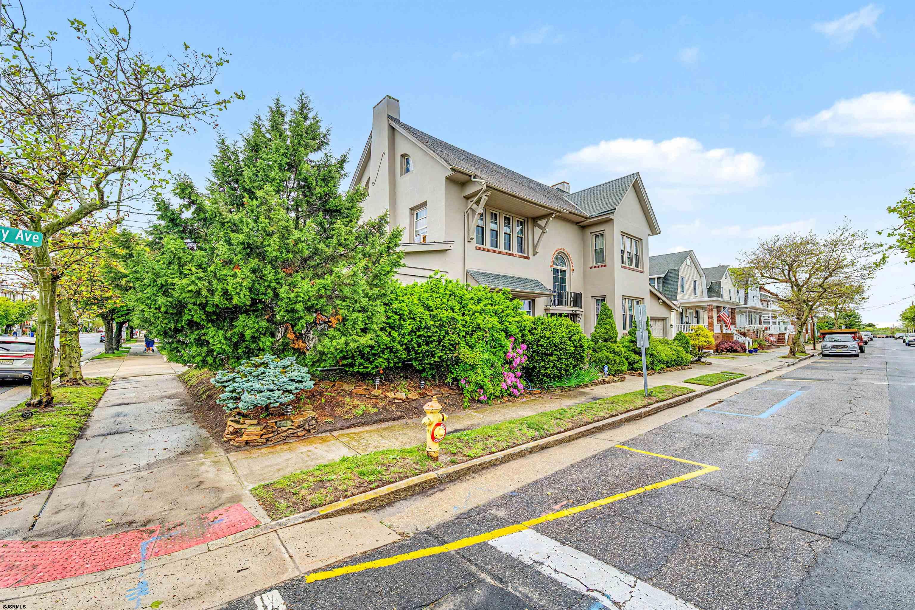 2 N Montgomery Ave