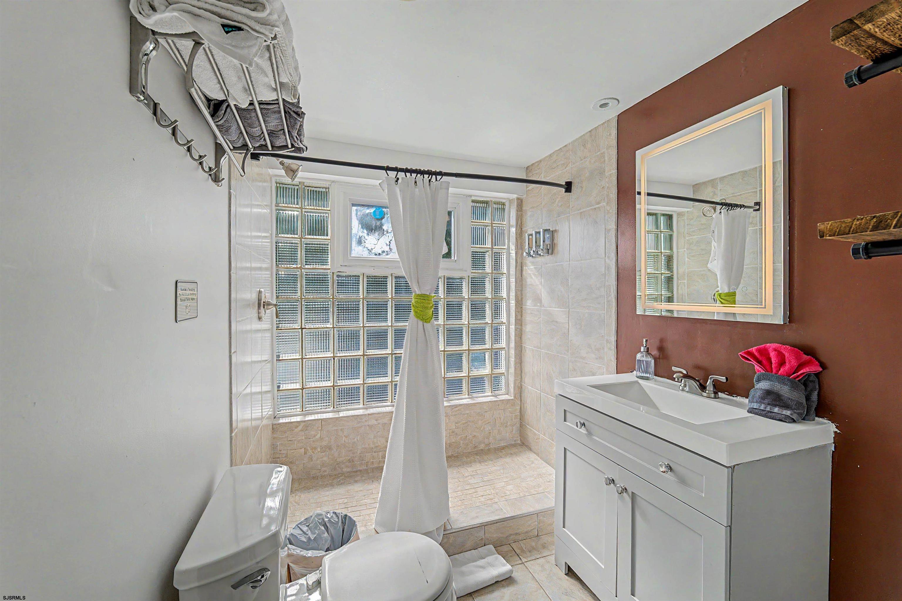 1507 N Michigan Ave