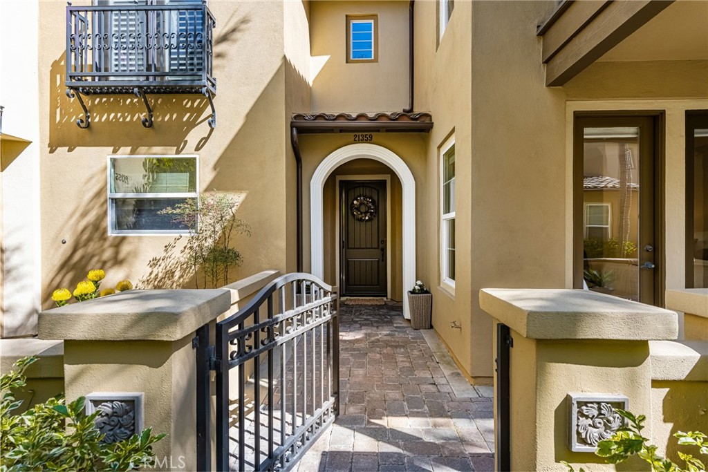 21359 Estepa Circle