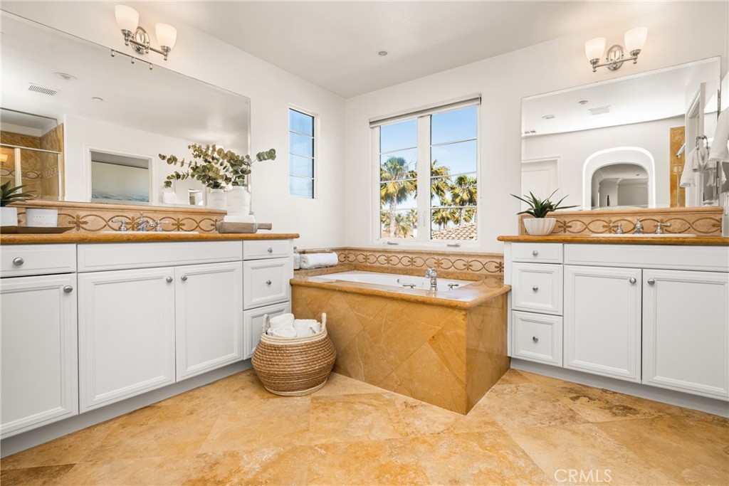 21359 Estepa Circle