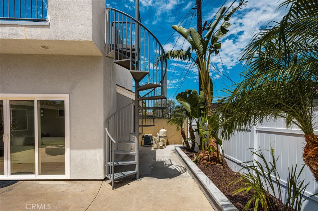 22072 Surfrider Lane