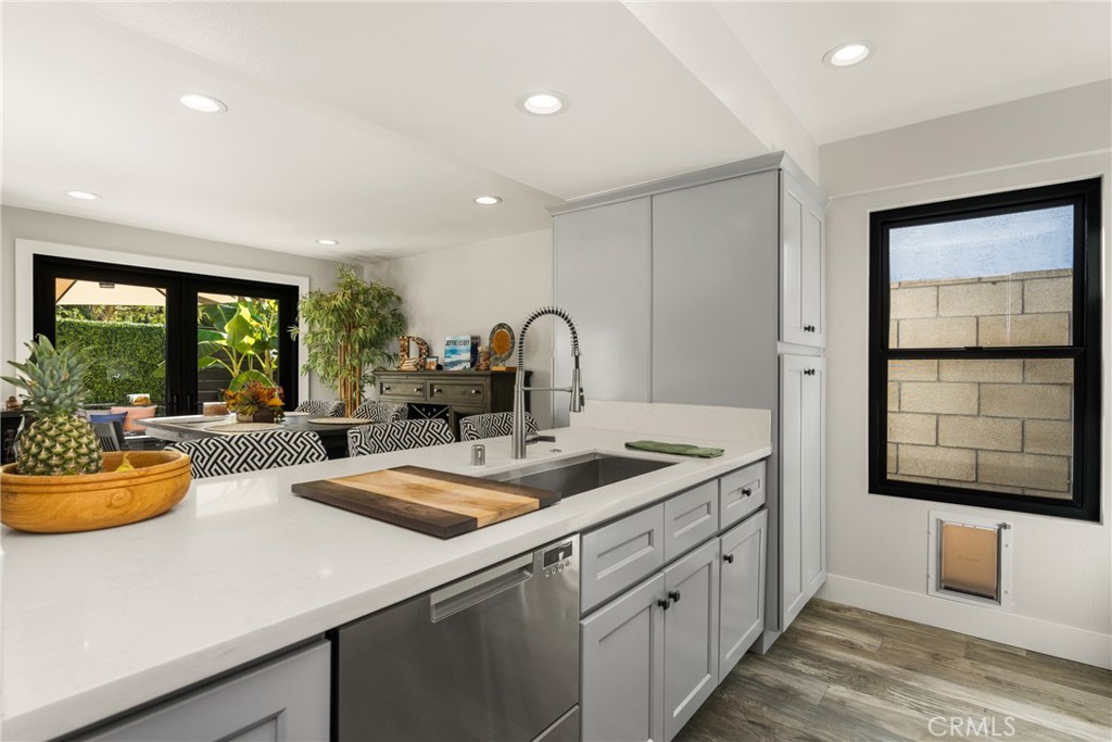 512 Oceanhill
