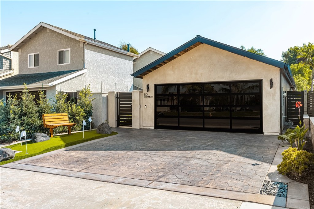 512 Oceanhill